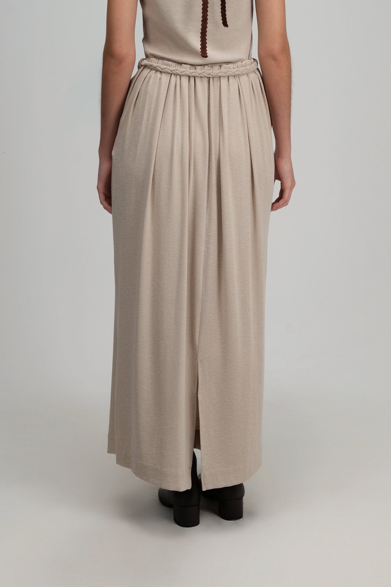Snow Knit Pleated Cocoon Skirt w/ Braided Belt (Oat) - BEV C multi label store