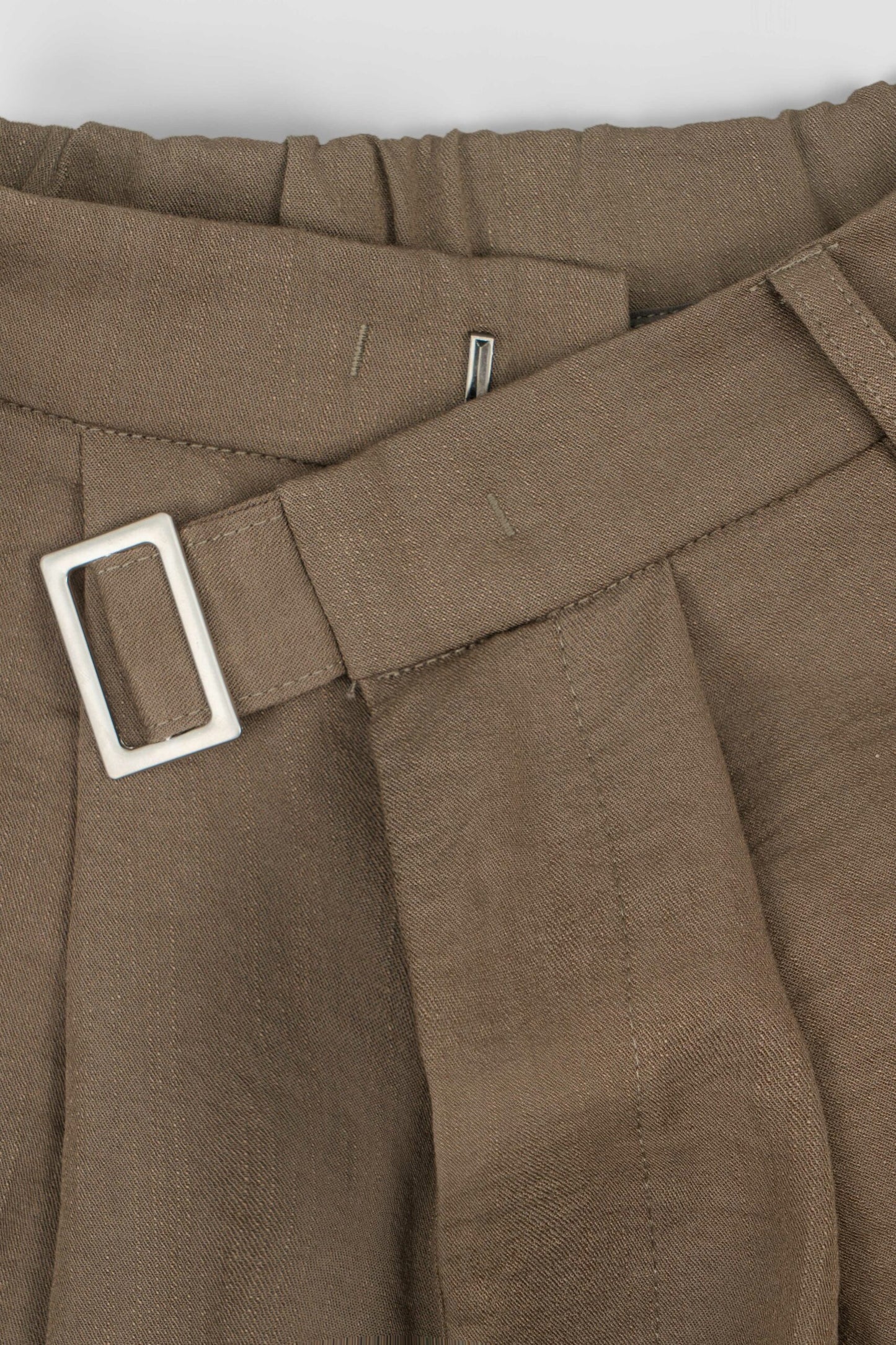 Gender Neutral Pleated Belted Short (Tea) - BEV C multi label store