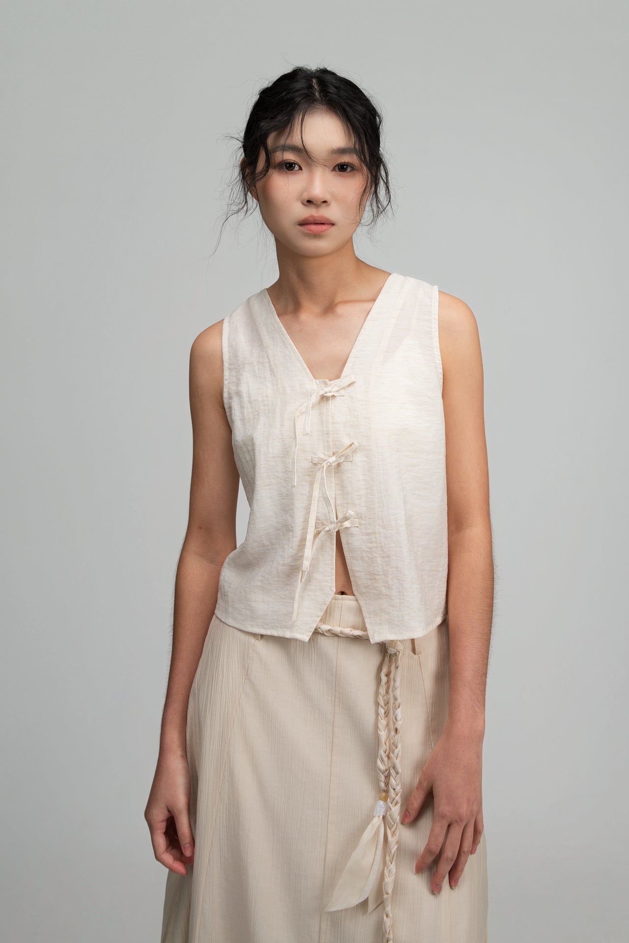 Triple Knot Crop Tank Top (Beige) - BEV C multi label store