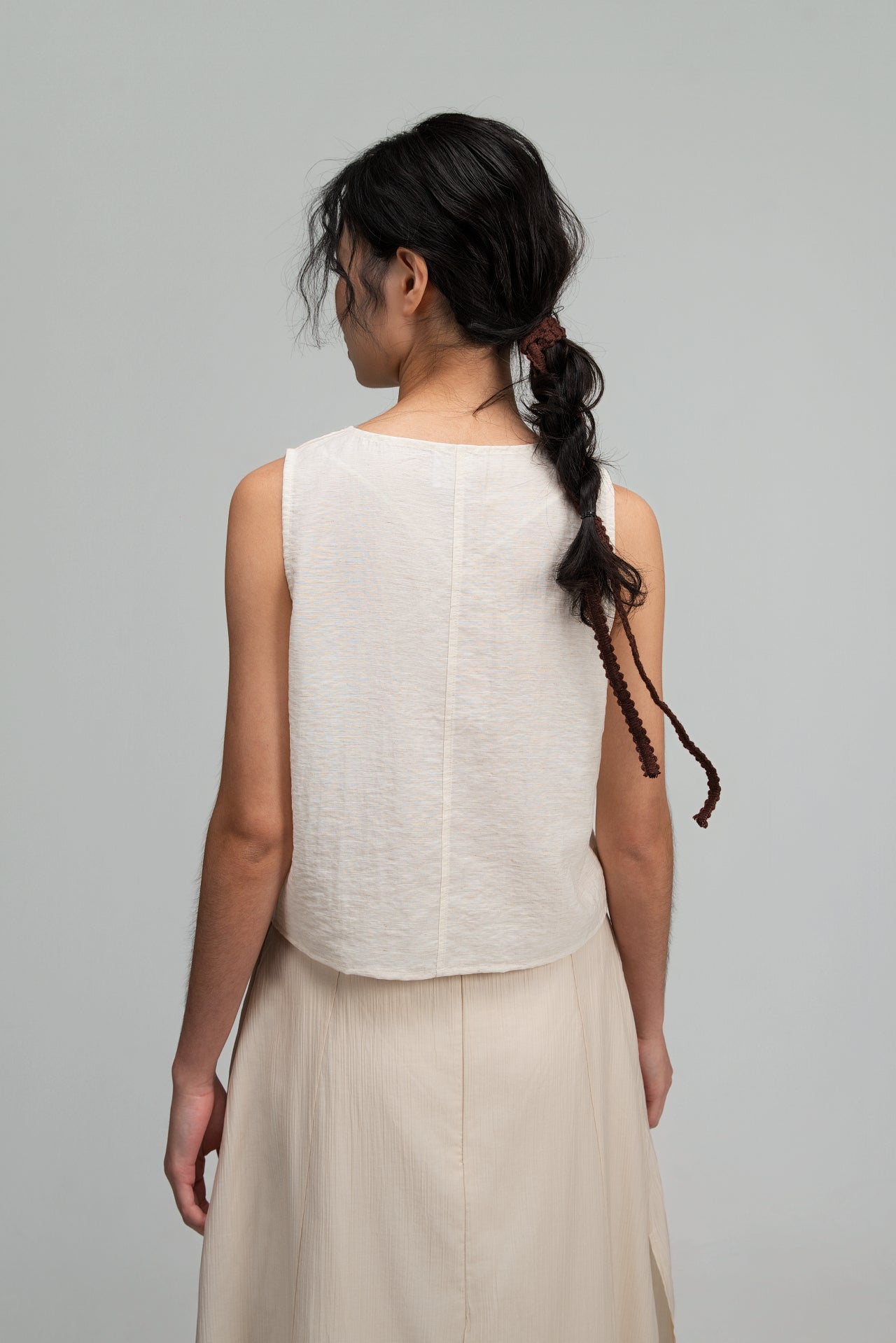 Triple Knot Crop Tank Top (Beige) - BEV C multi label store