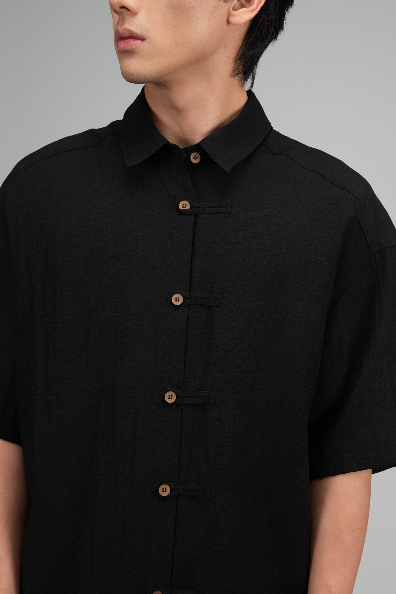 Gender Neutral Modern Mandarin Button Shirt (Black) - BEV C multi label store