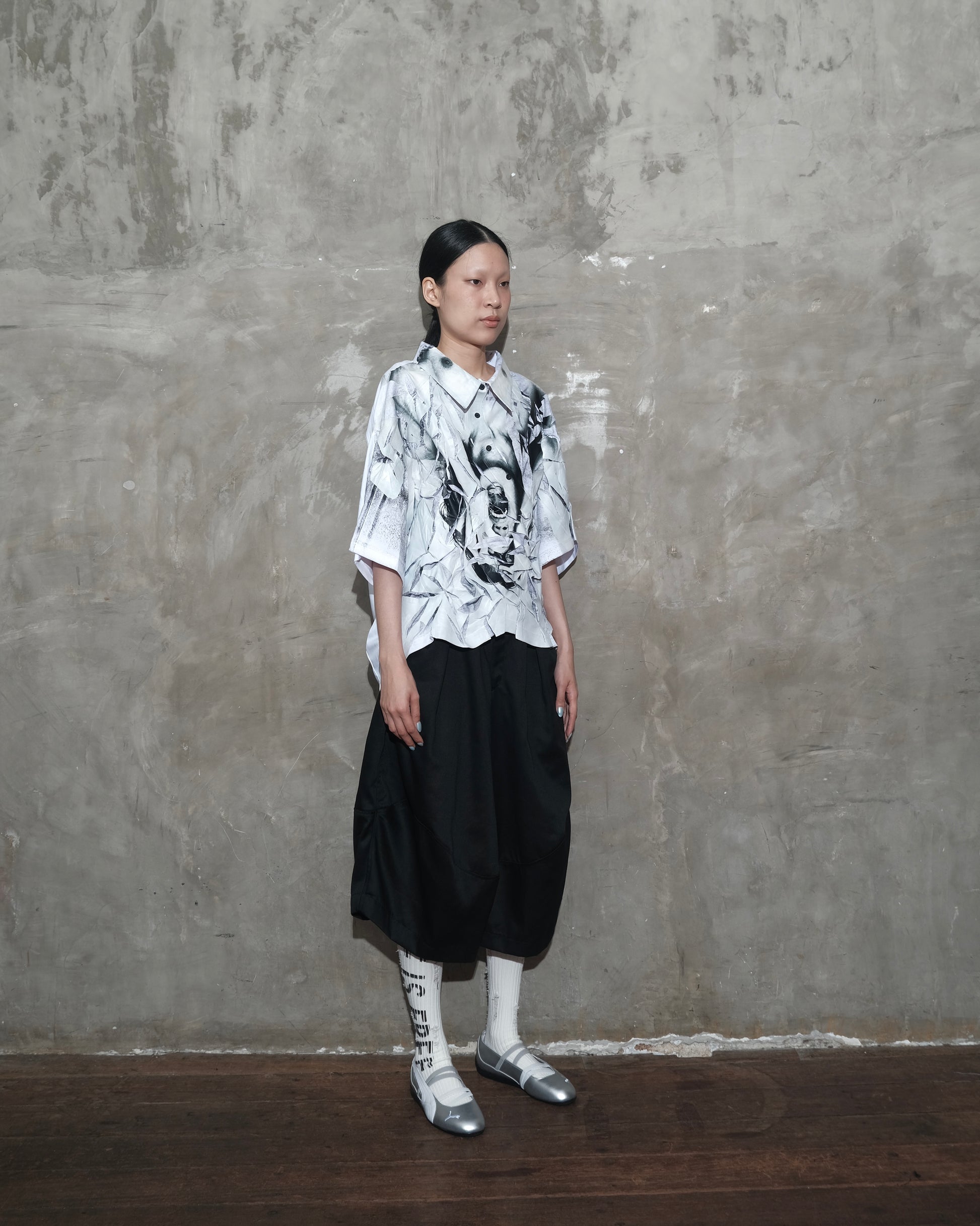 Curveform Jorts in Black - BEV C multi label store