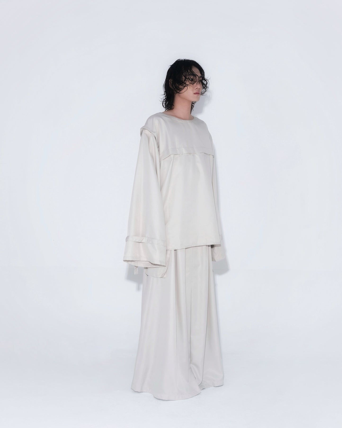 Detachable Psycho Shirt in Cream - BEV C multi label store
