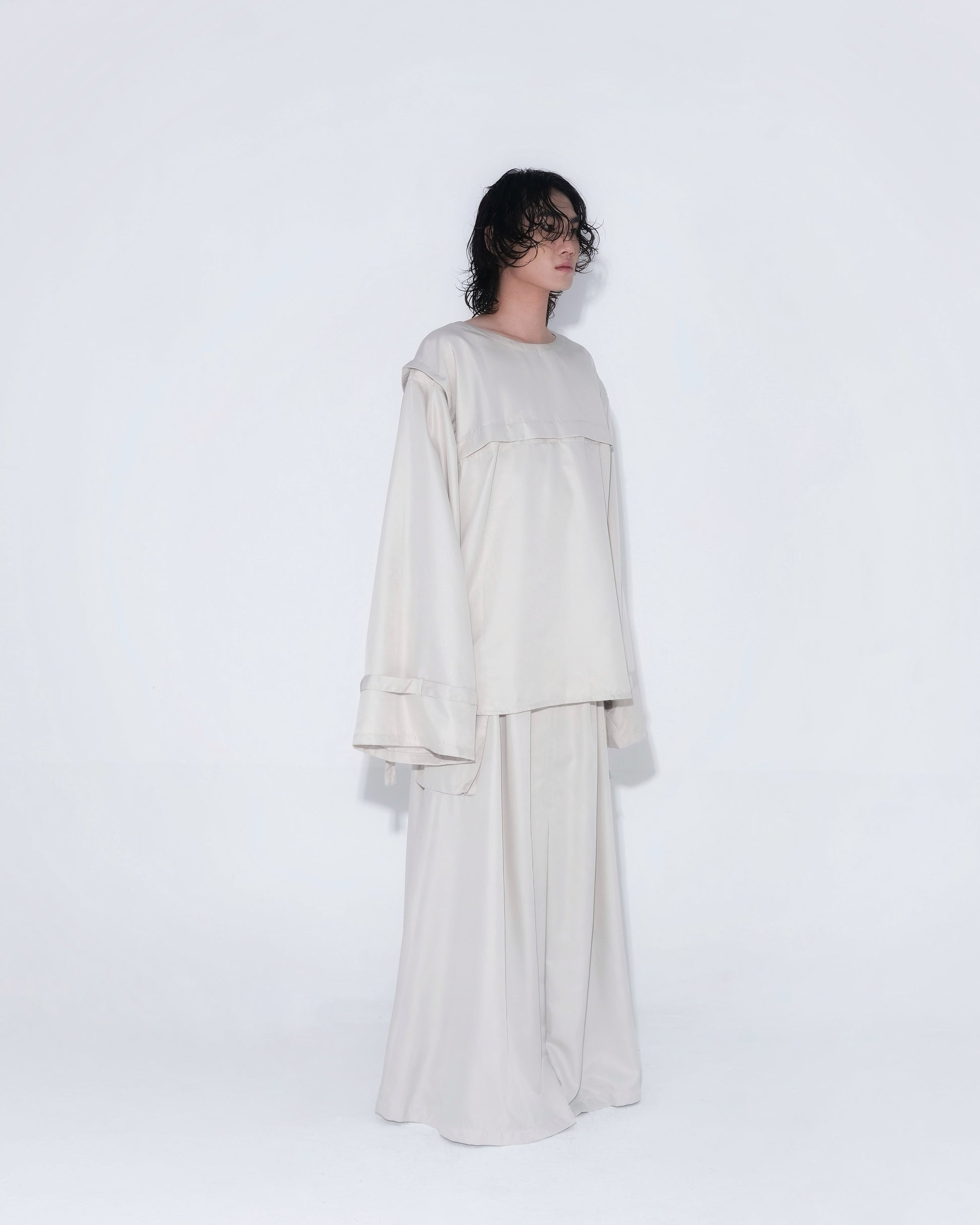 Detachable Psycho Shirt in Cream - BEV C multi label store