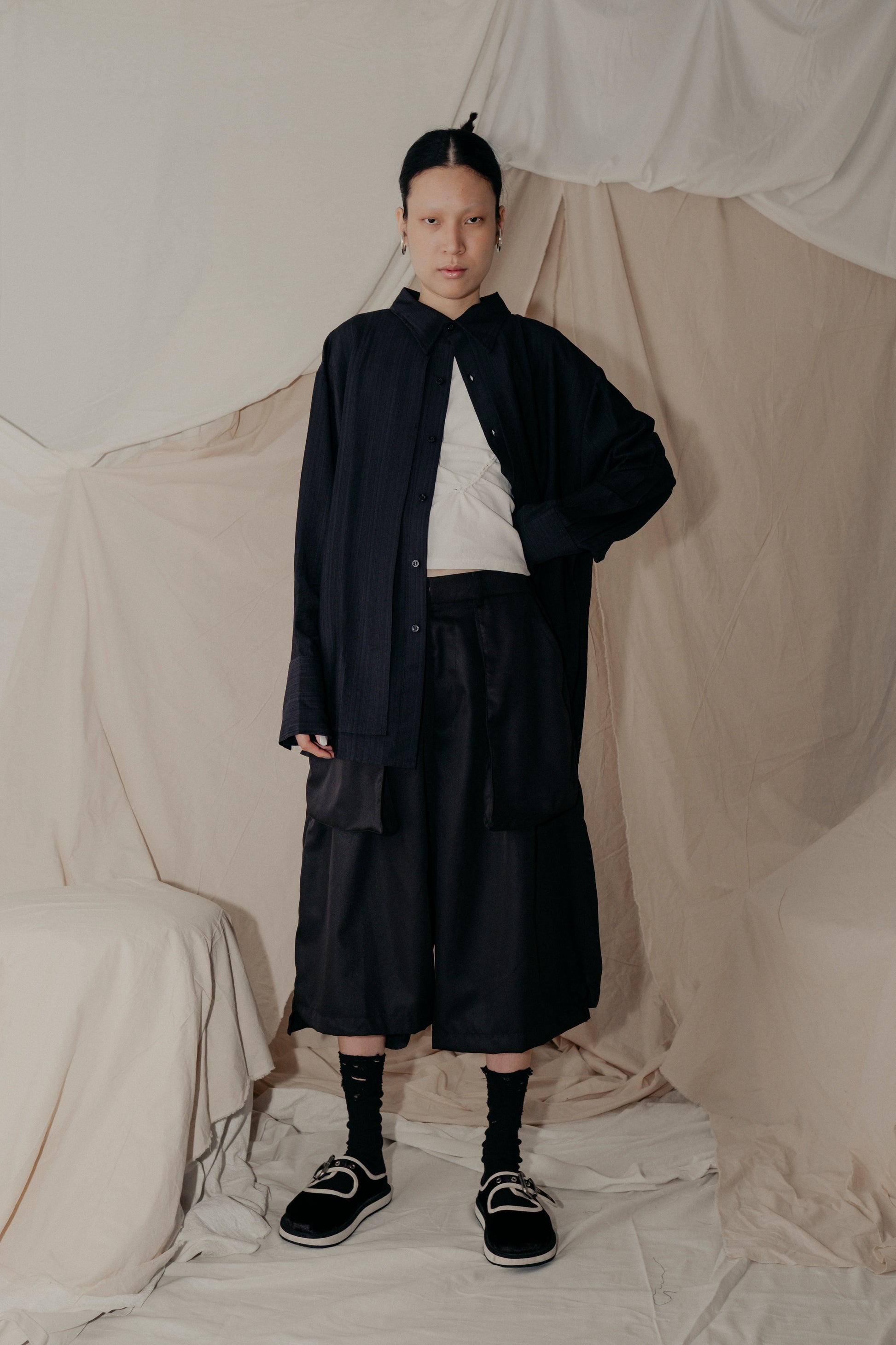 Asymmetrical Fly Pocket Pants In Black - BEV C multi label store