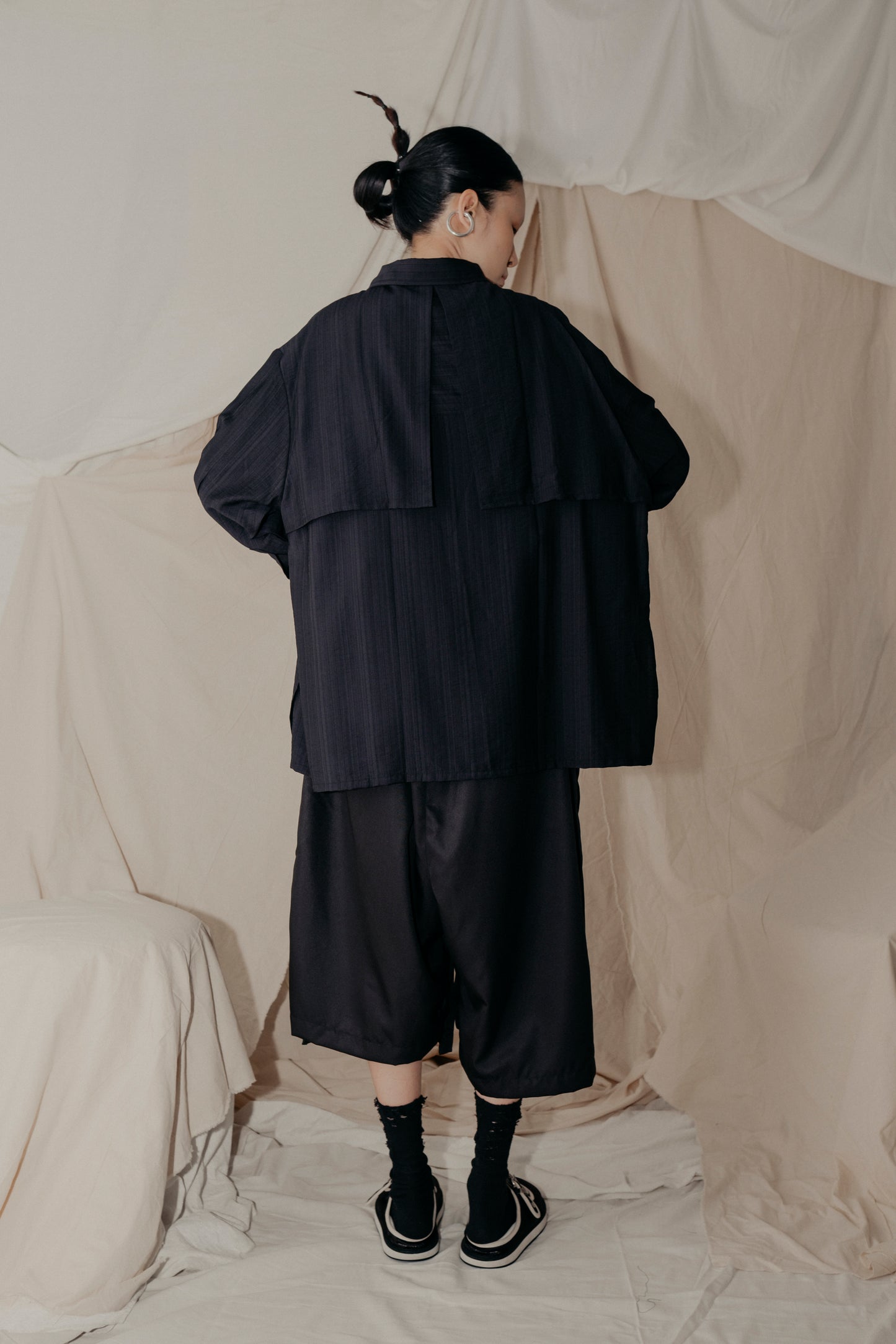 Asymmetrical Fly Pocket Pants In Black - BEV C multi label store