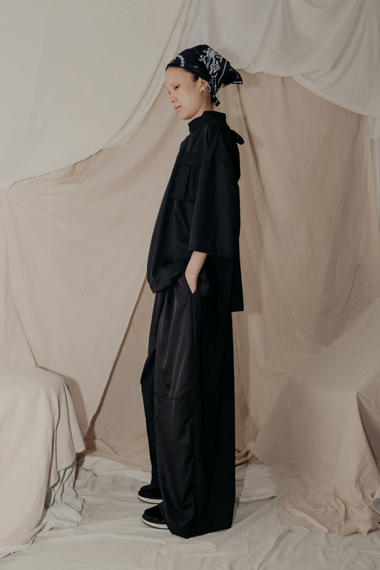 Bow Bow Box Shirt in Black - BEV C multi label store