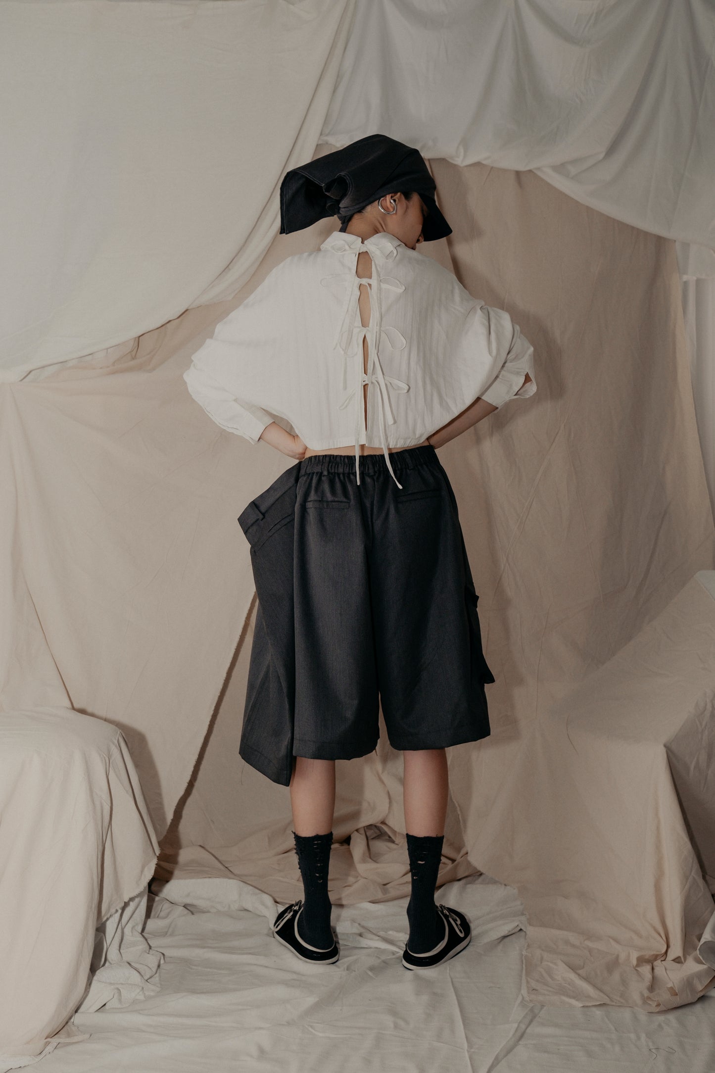 3 Kaki Kongfu Pants in Grey - BEV C multi label store