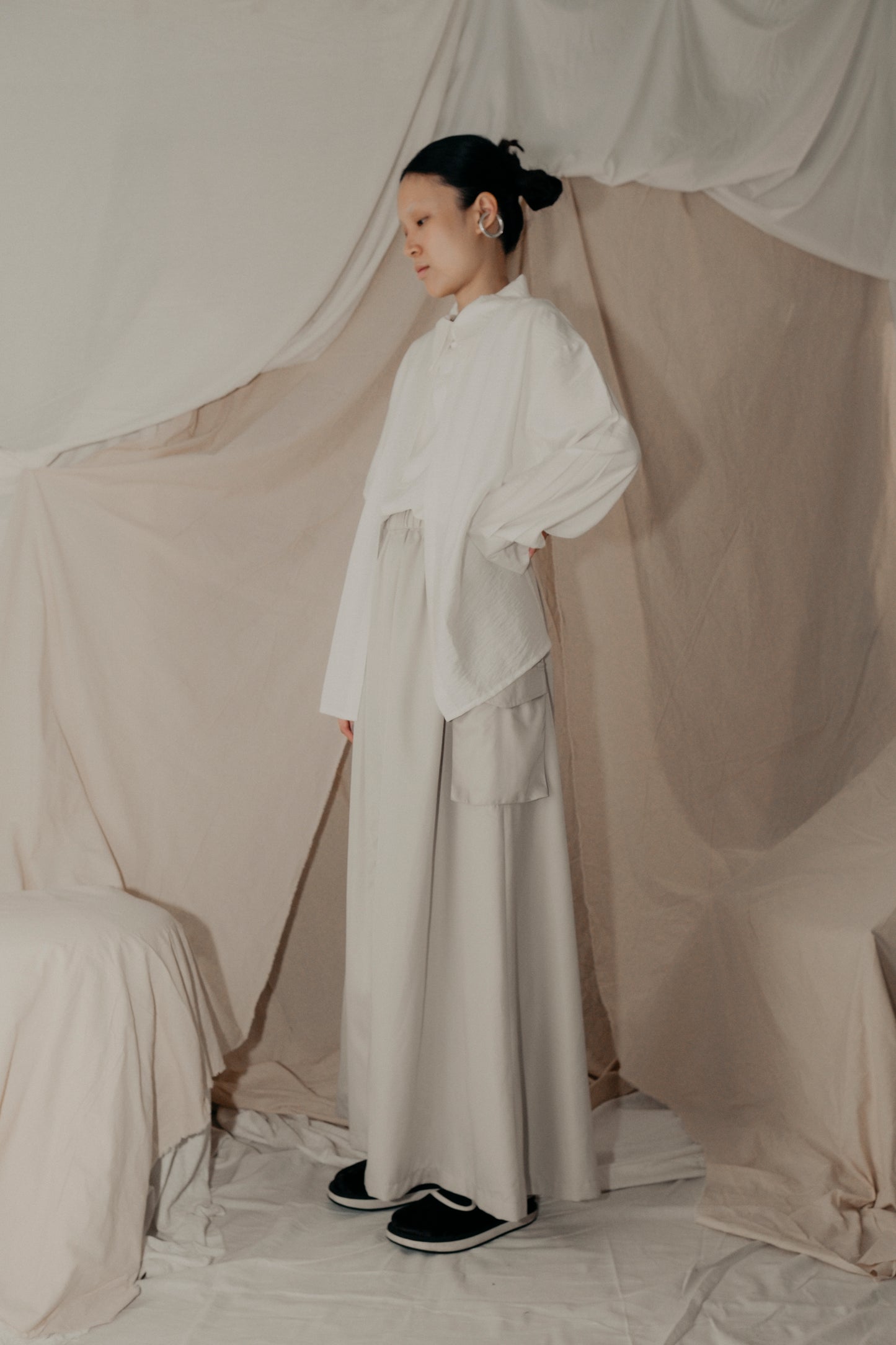 Everyday Shirt in White - BEV C multi label store