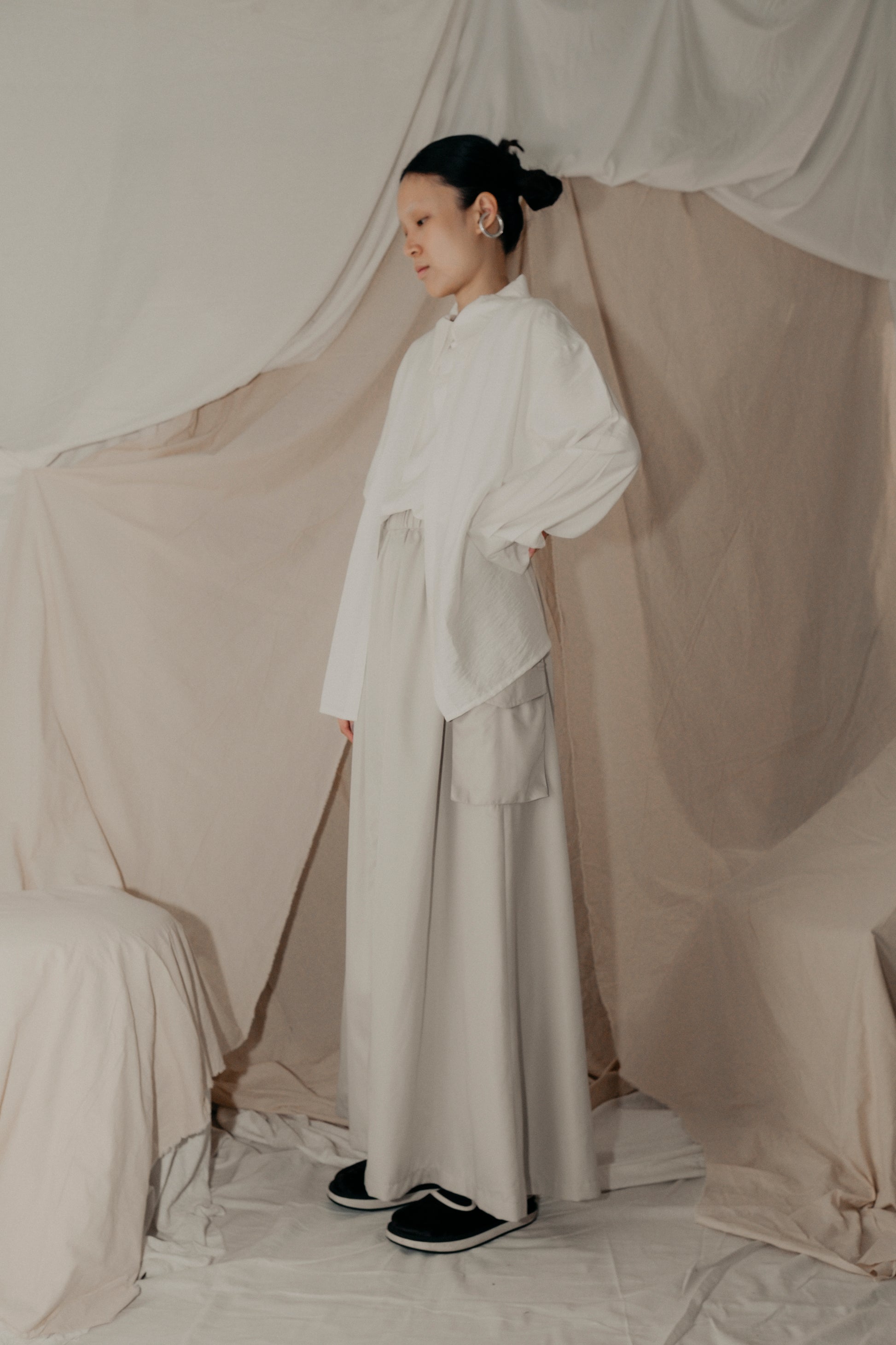 Two-Way Side Pocket Skirt in Cream - BEV C multi label store