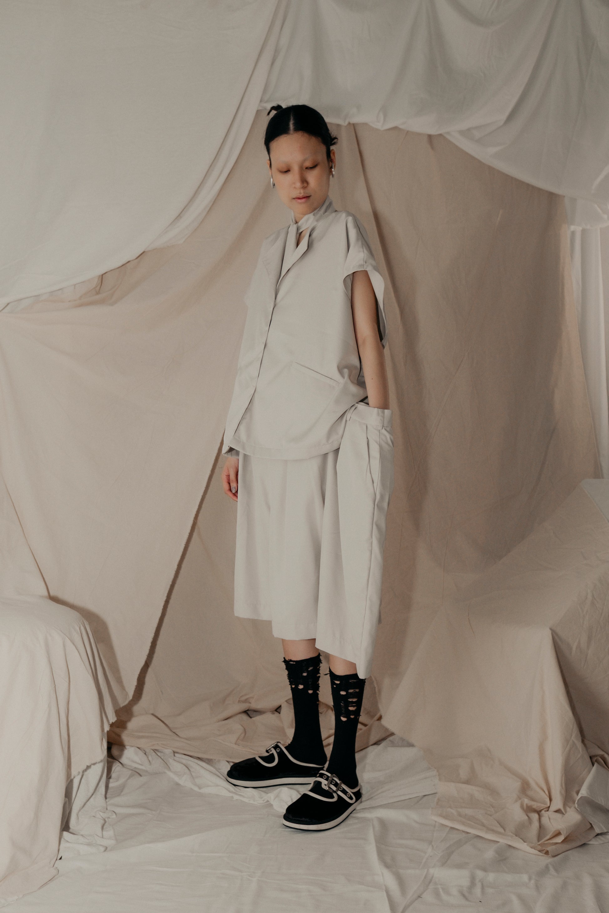 3 Kaki Kongfu Pants in Cream - BEV C multi label store
