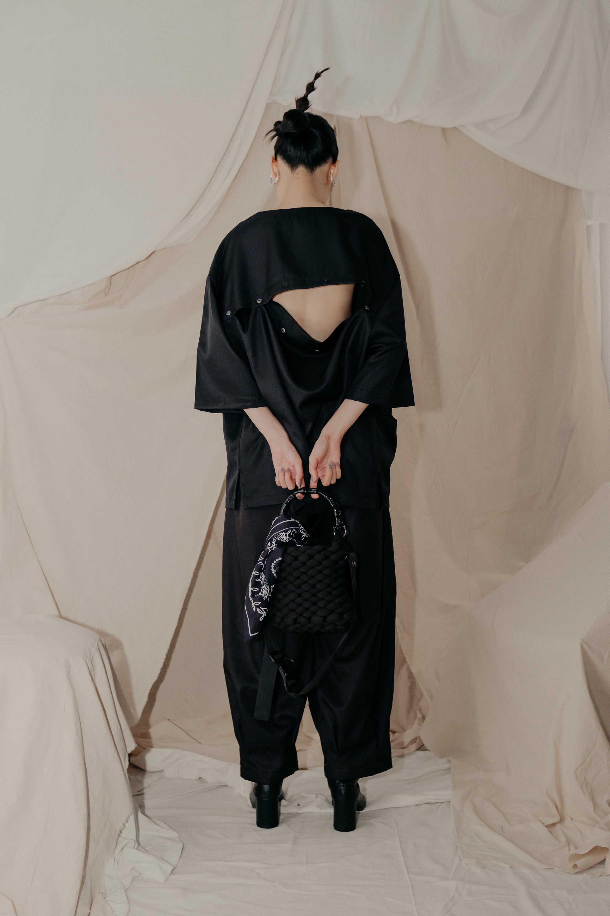 Holiday Season Shirt in Black - BEV C multi label store