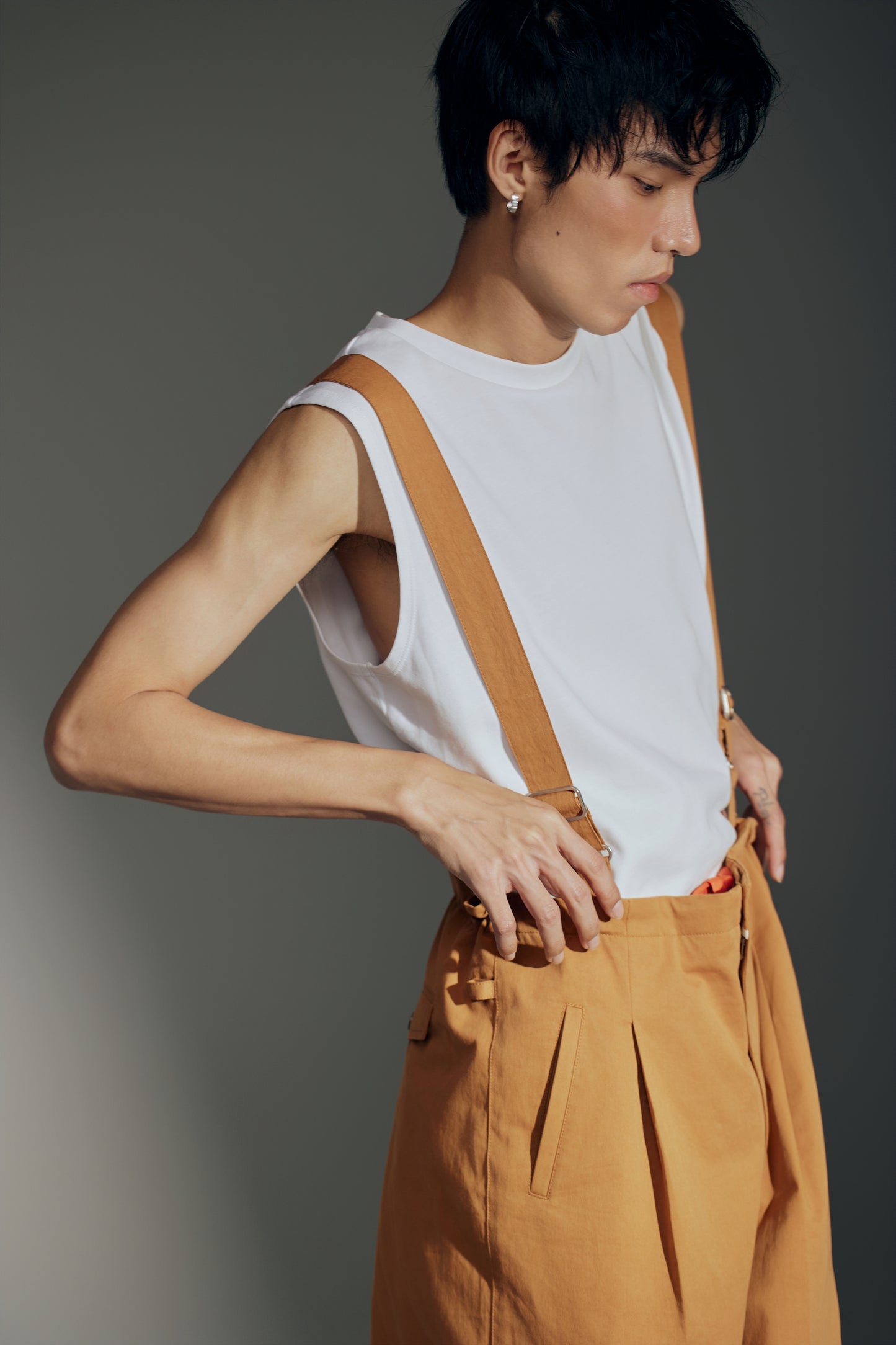 BARUN TROUSERS  IN CARAMEL