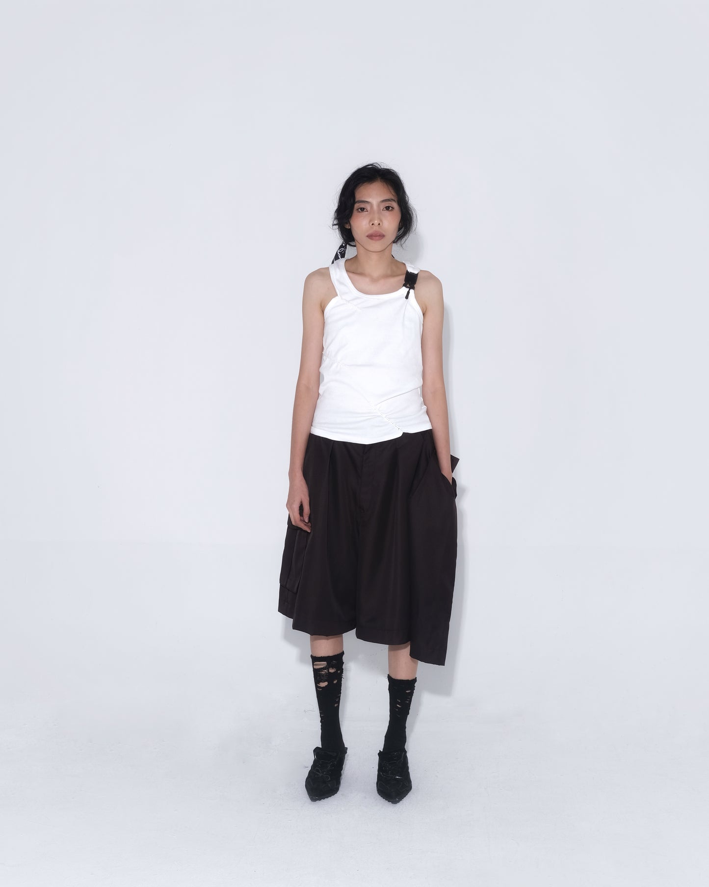 3 Kaki Kongfu Pants in Dark Brown - BEV C multi label store