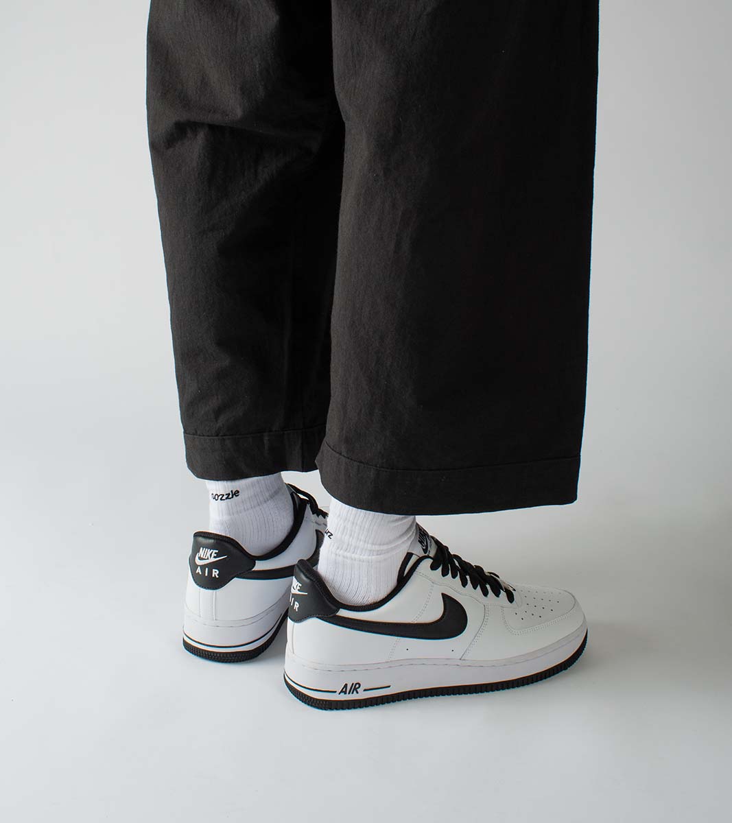 Essential Crew Casual Socks - Crew White - BEV C multi label store