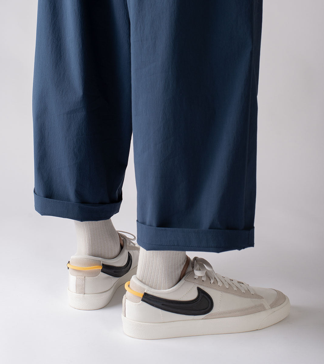 Essential casual socks - Ao White - BEV C multi label store