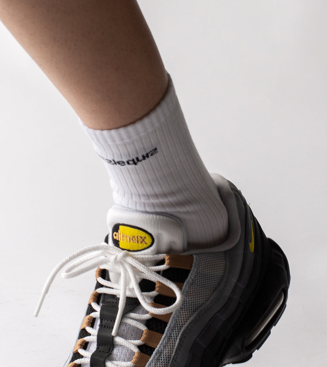 Essential casual socks - White - BEV C multi label store