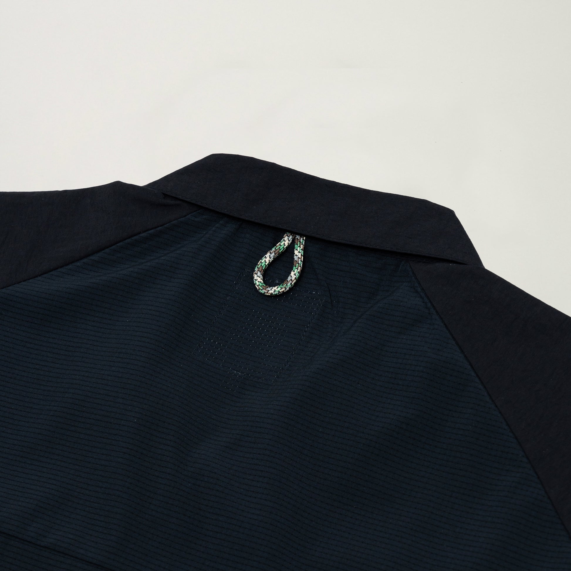 Explorer Lite S/S Shirt (Black) - BEV C multi label store