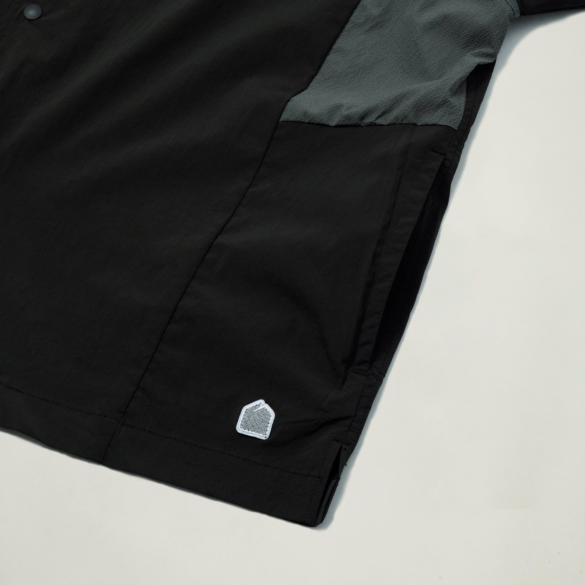 Explorer L/S Shirt V2 (Black) - BEV C multi label store