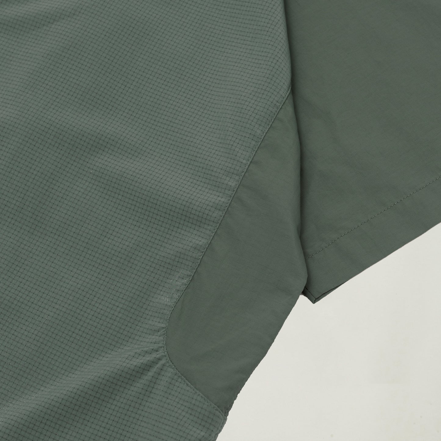 Half Snap Pullover Shirt (Moss Green) - BEV C multi label store