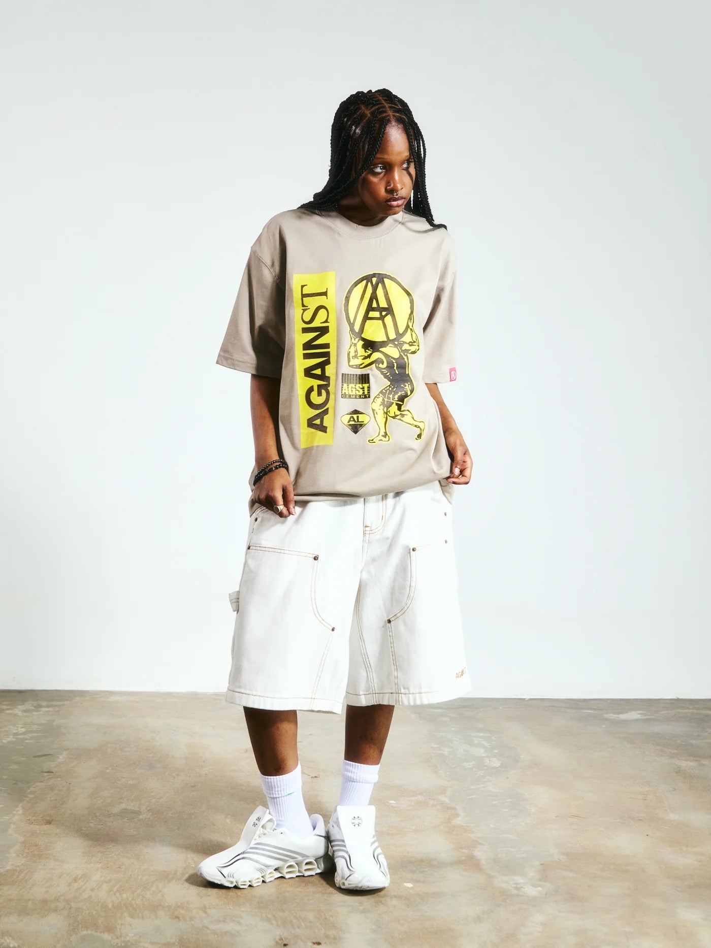 SIMEN TEE - BEV C multi label store