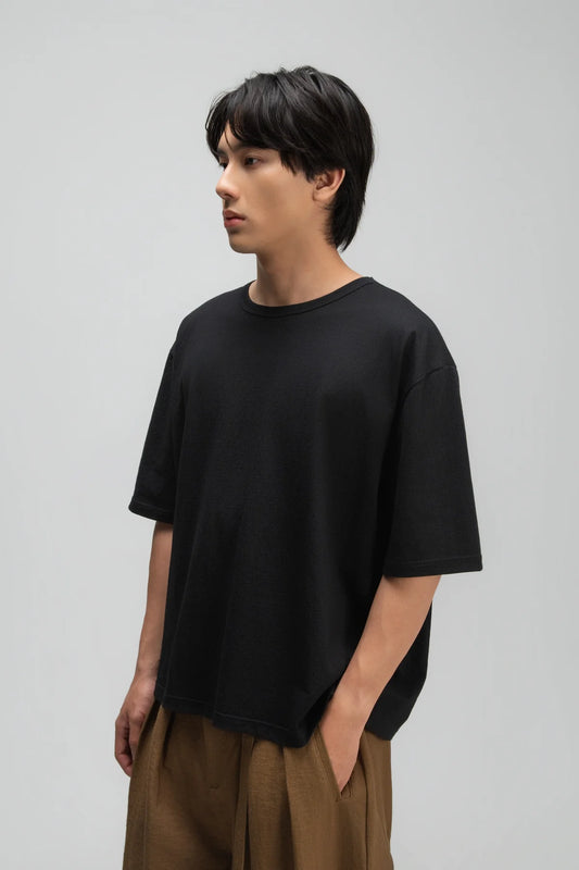 Gender Neutral Thin Boxy Tee (Textured Black) - BEV C multi label store