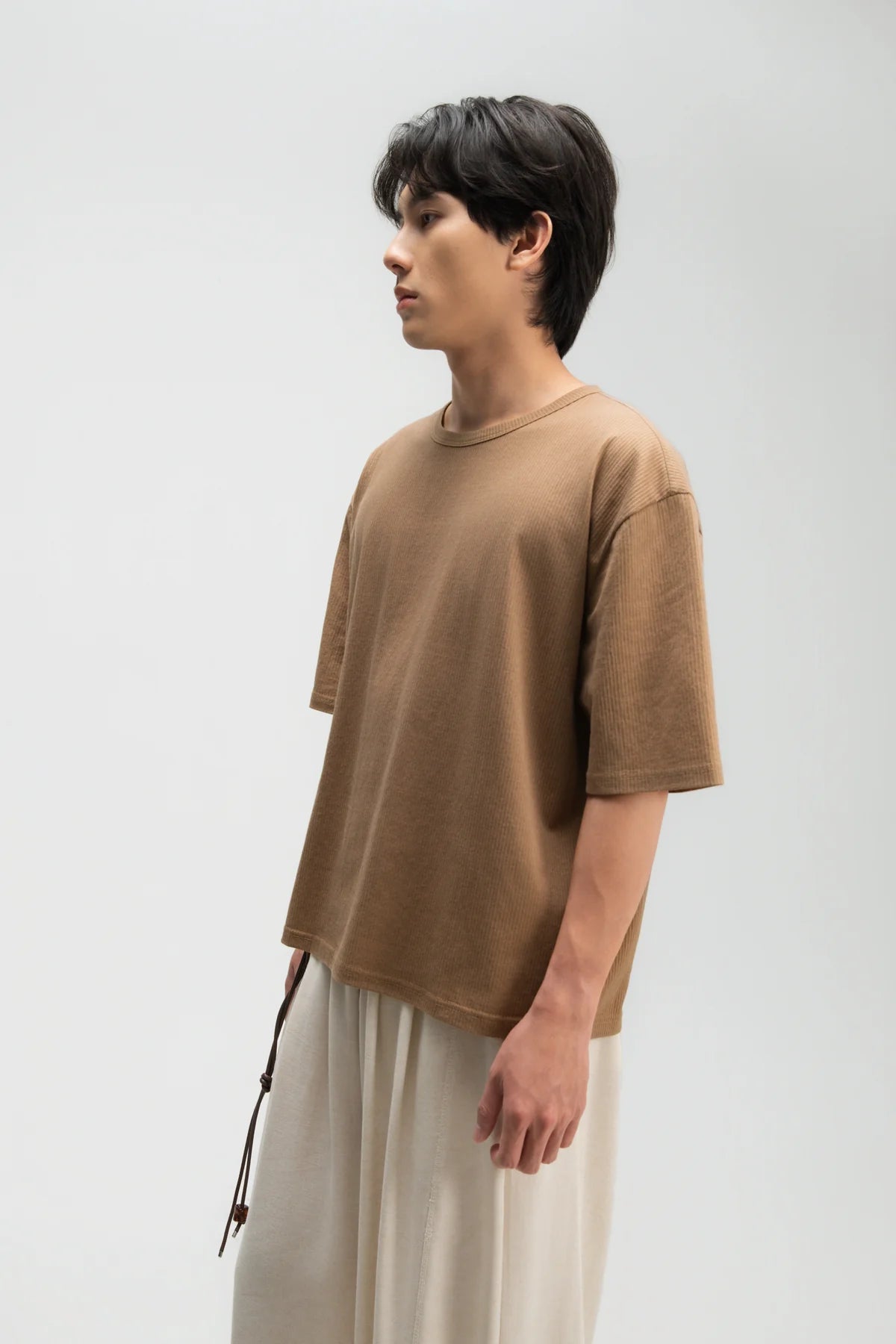 Gender Neutral Thin Boxy Tee (Textured Mud) - BEV C multi label store