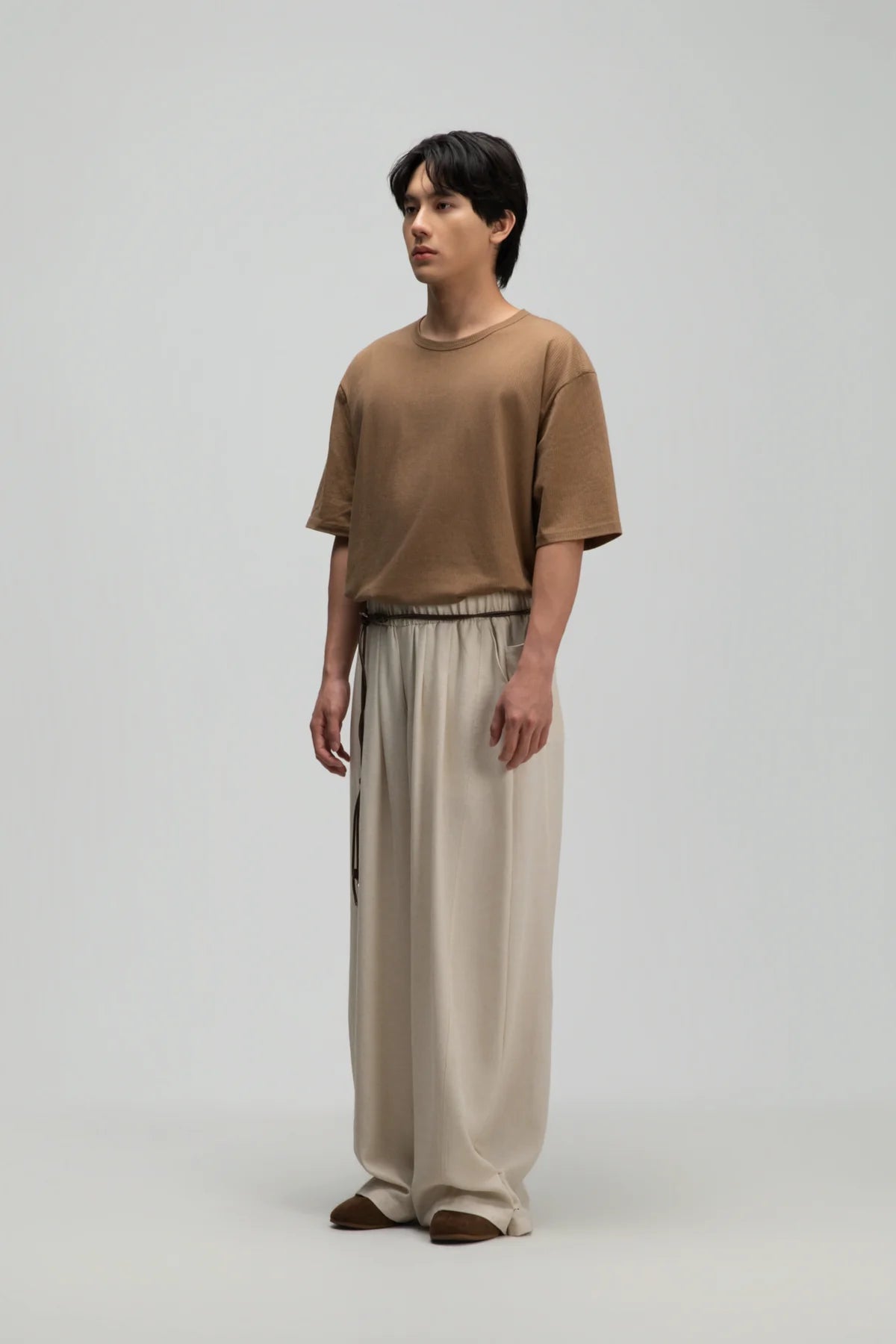 Gender Neutral Thin Boxy Tee (Textured Mud) - BEV C multi label store