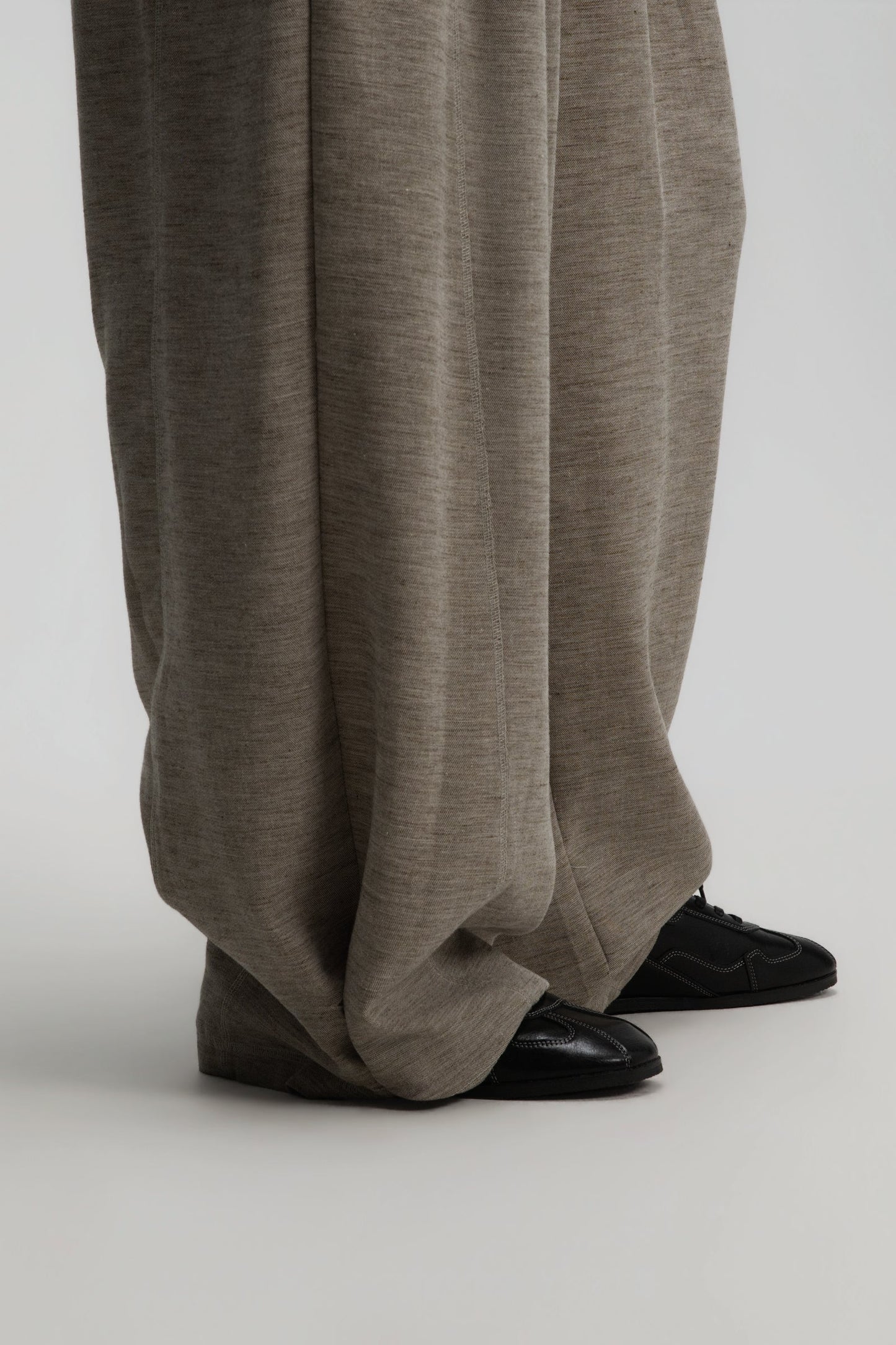 Gender Neutral Convertible Wear Long Pants 2.0 (Dark Oat)