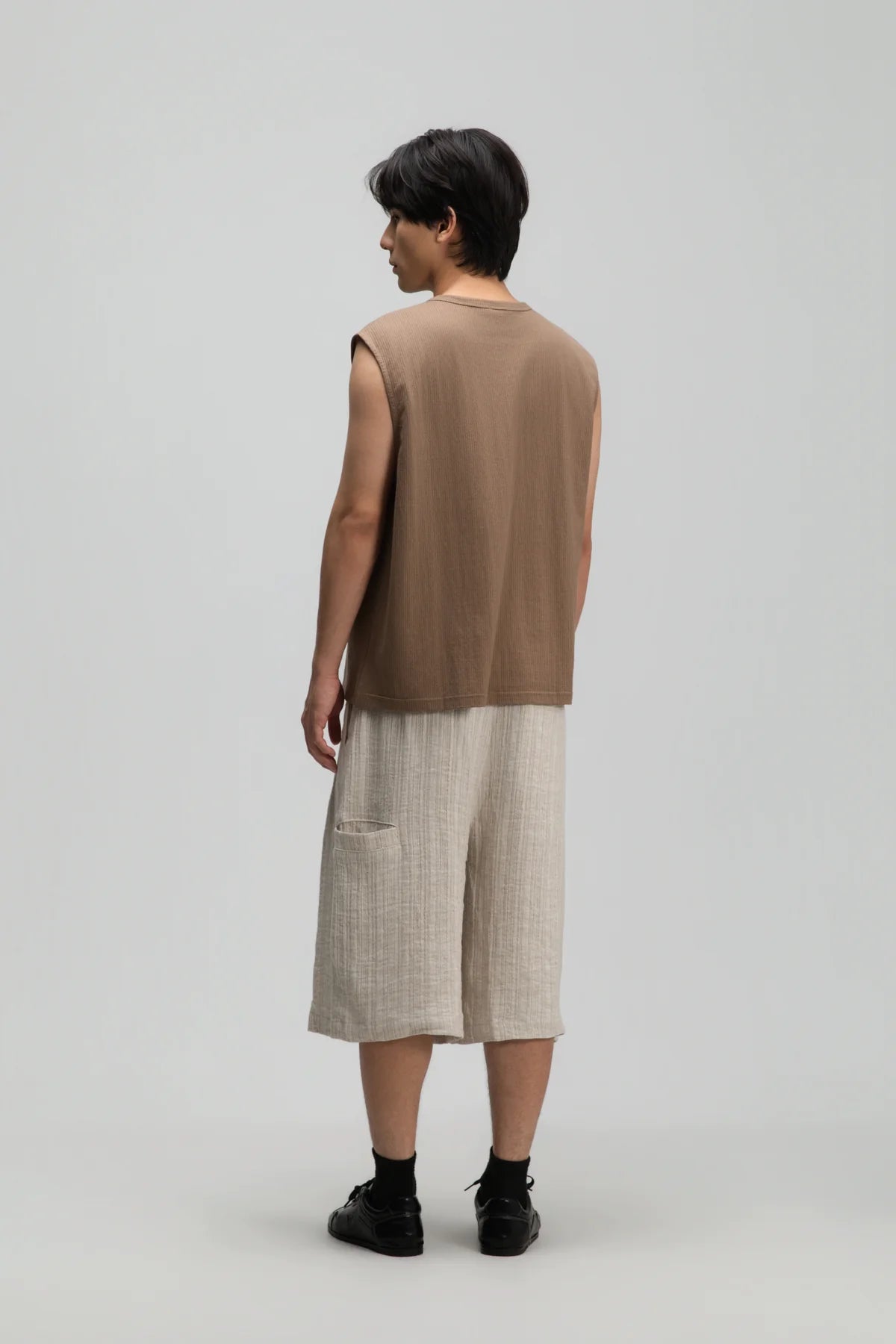 Gender Neutral Thin Muscle Tee (Textured Mud) - BEV C multi label store