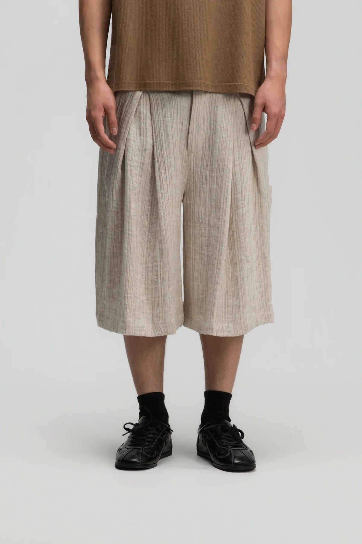 Gender Neutral Front Box Pleated Shorts (Beige) - BEV C multi label store