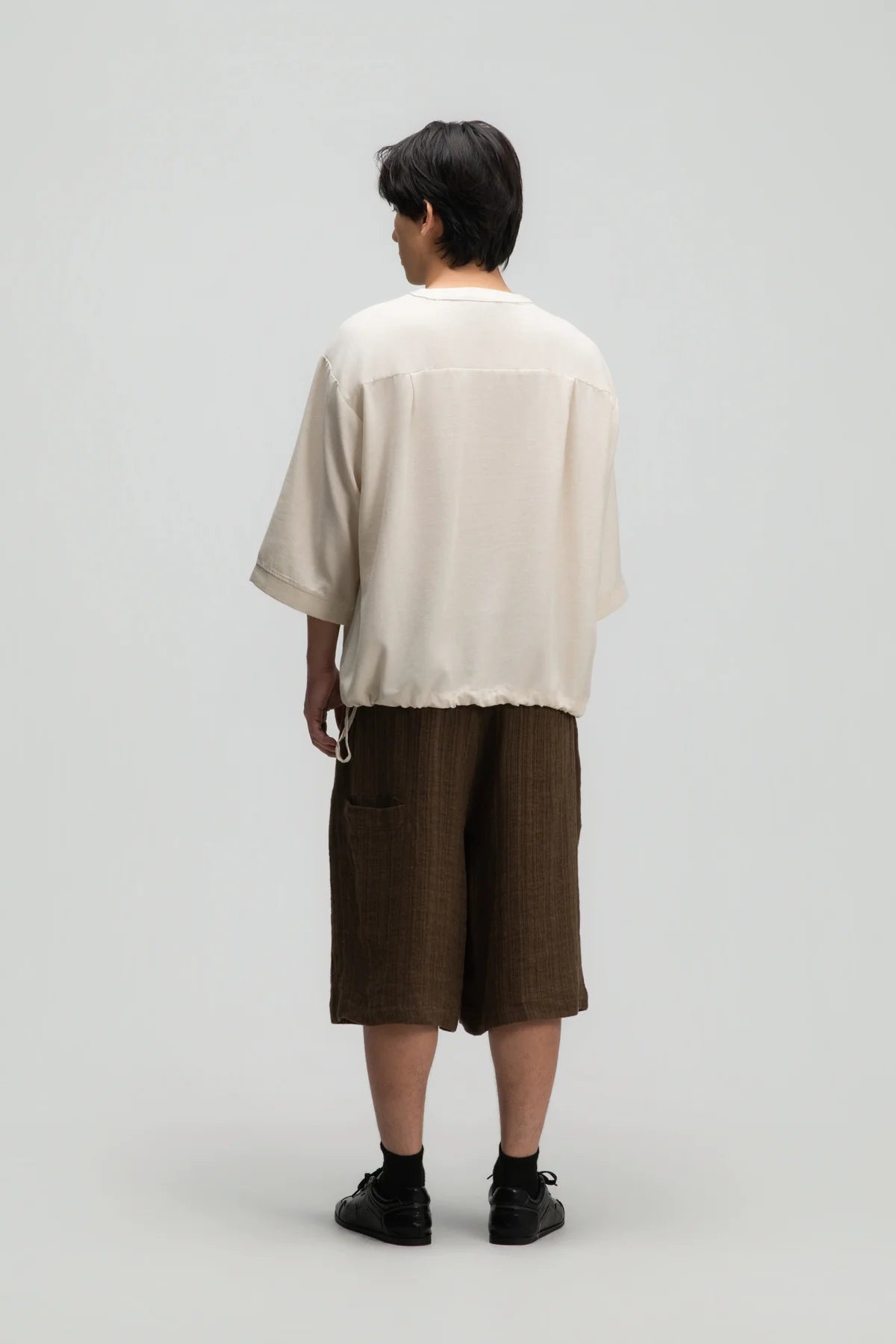 Gender Neutral Front Box Pleated Shorts (Brown) - BEV C multi label store
