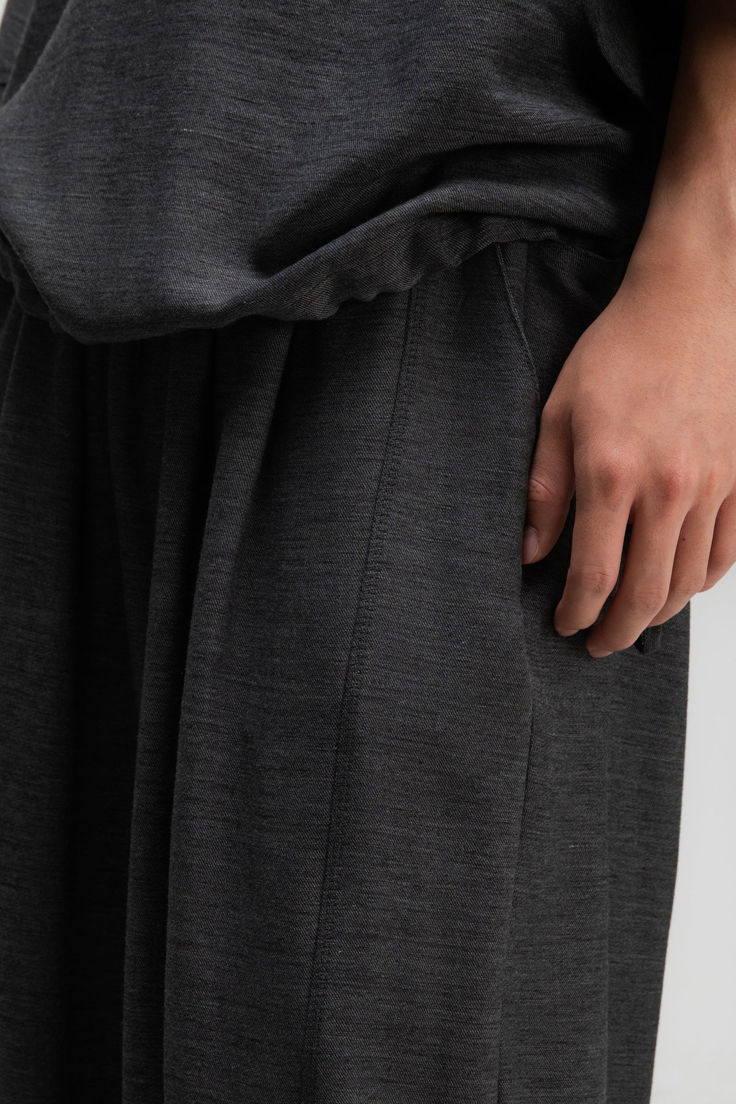 Gender Neutral Convertible Wear Long Pants 2.0 (Midnight Grey)