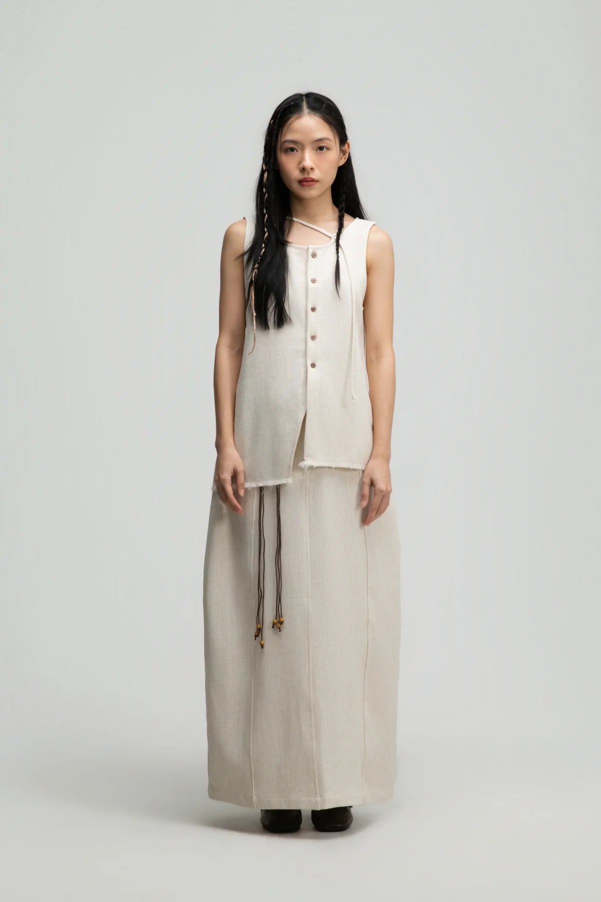 Raw Hem Skewed Button-Up Tank Top (Off White) - BEV C multi label store