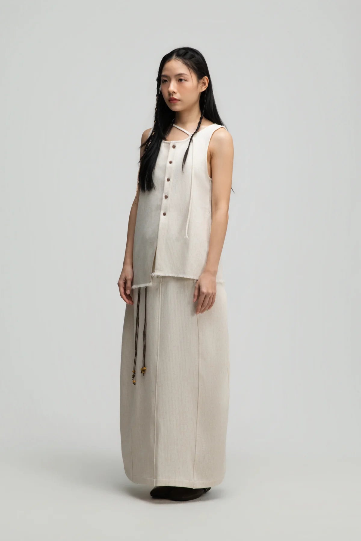Raw Hem Skewed Button-Up Tank Top (Off White) - BEV C multi label store