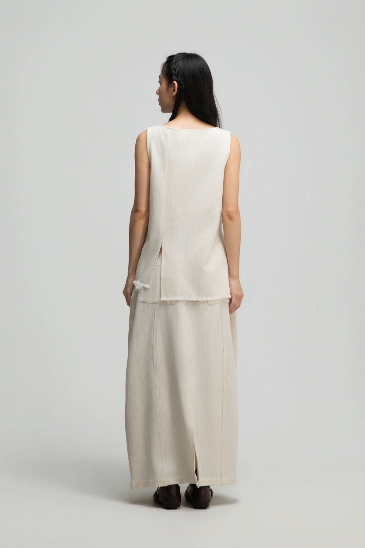 Raw Hem Skewed Button-Up Tank Top (Off White) - BEV C multi label store