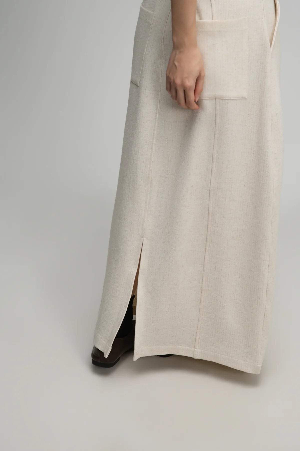 Curved Leg Skirt w/ Beaded Belt (Off White) - BEV C multi label store