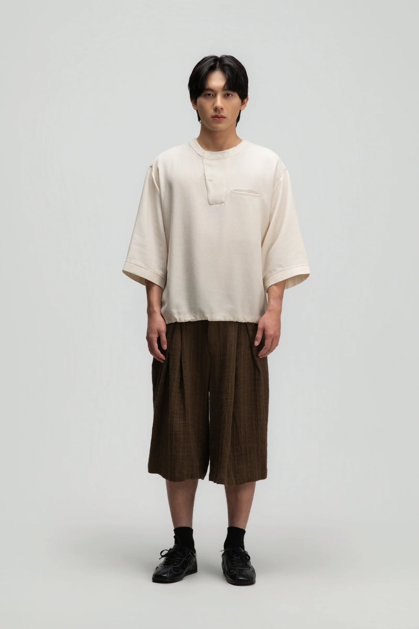Gender Neutral 3/4 Sleeve Arc Collar Shirt (Off White) - BEV C multi label store