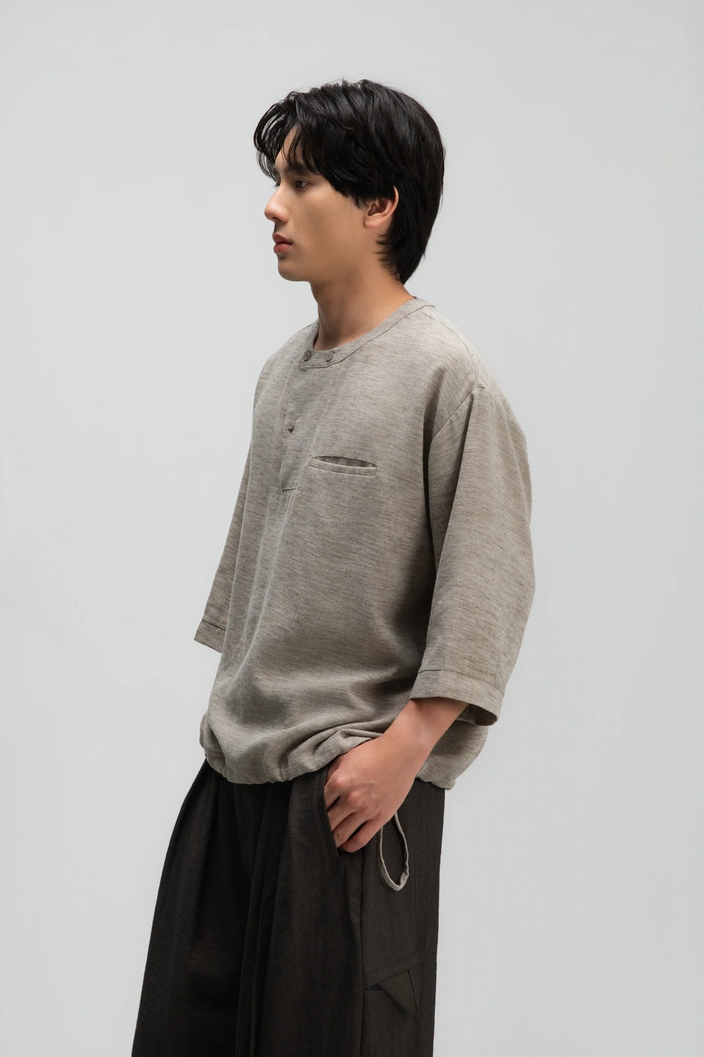 Gender Neutral 3/4 Sleeve Arc Collar Shirt (Dark Oat)