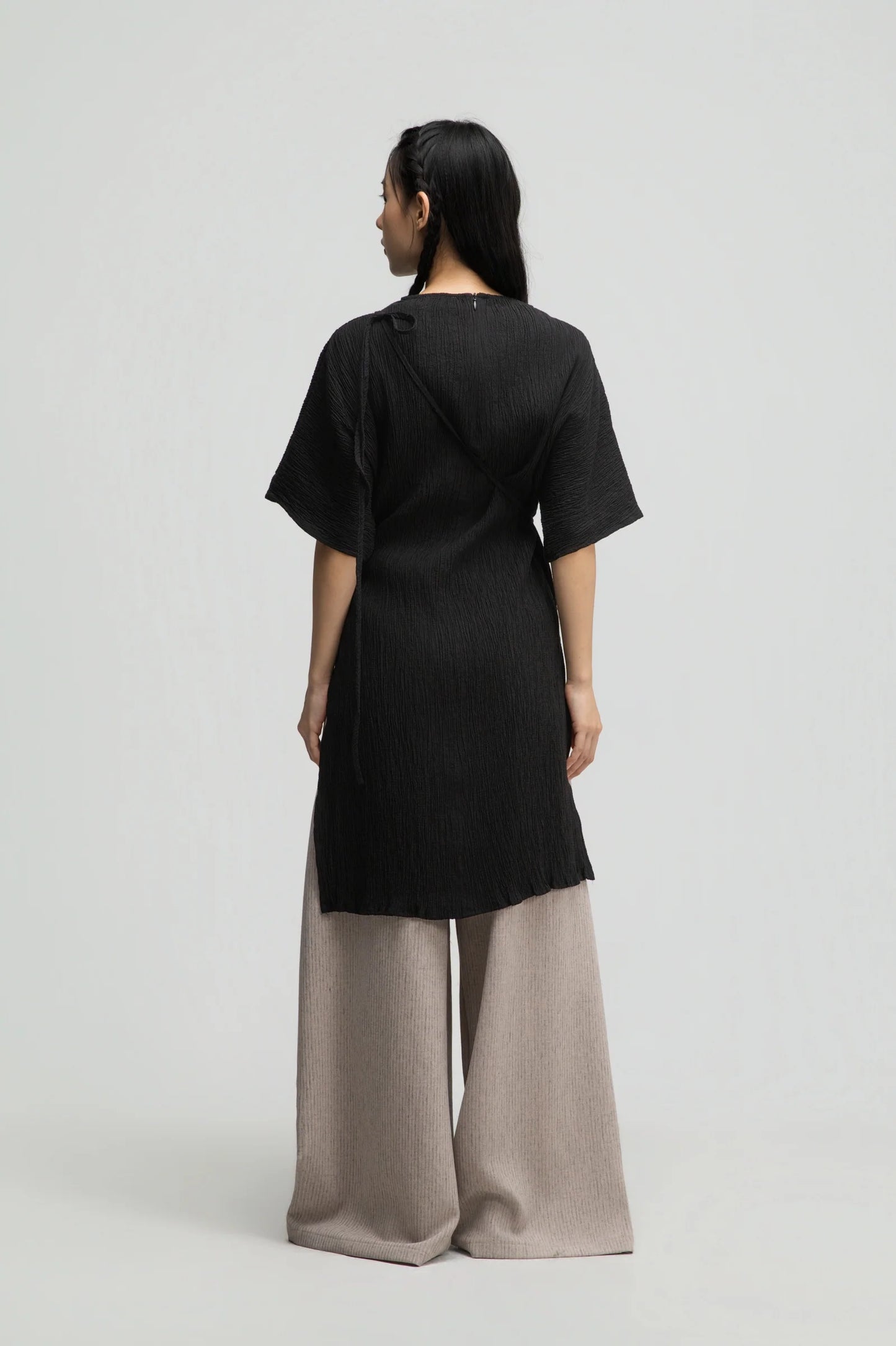 High Neck Wrap Longline Top (Black) - BEV C multi label store