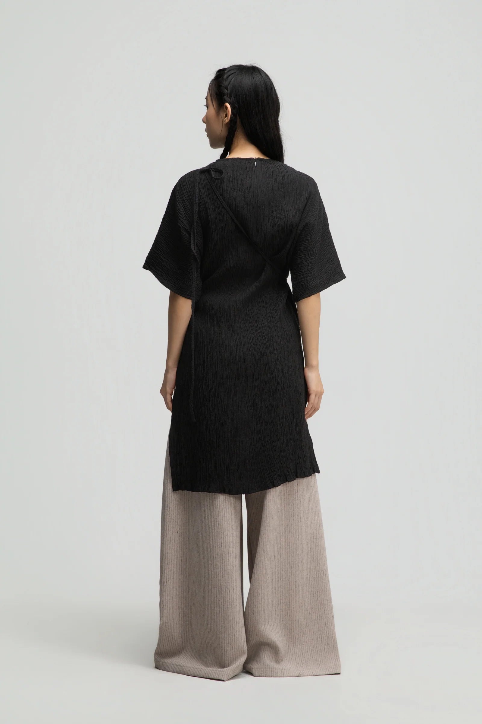 High Neck Wrap Longline Top (Black) - BEV C multi label store