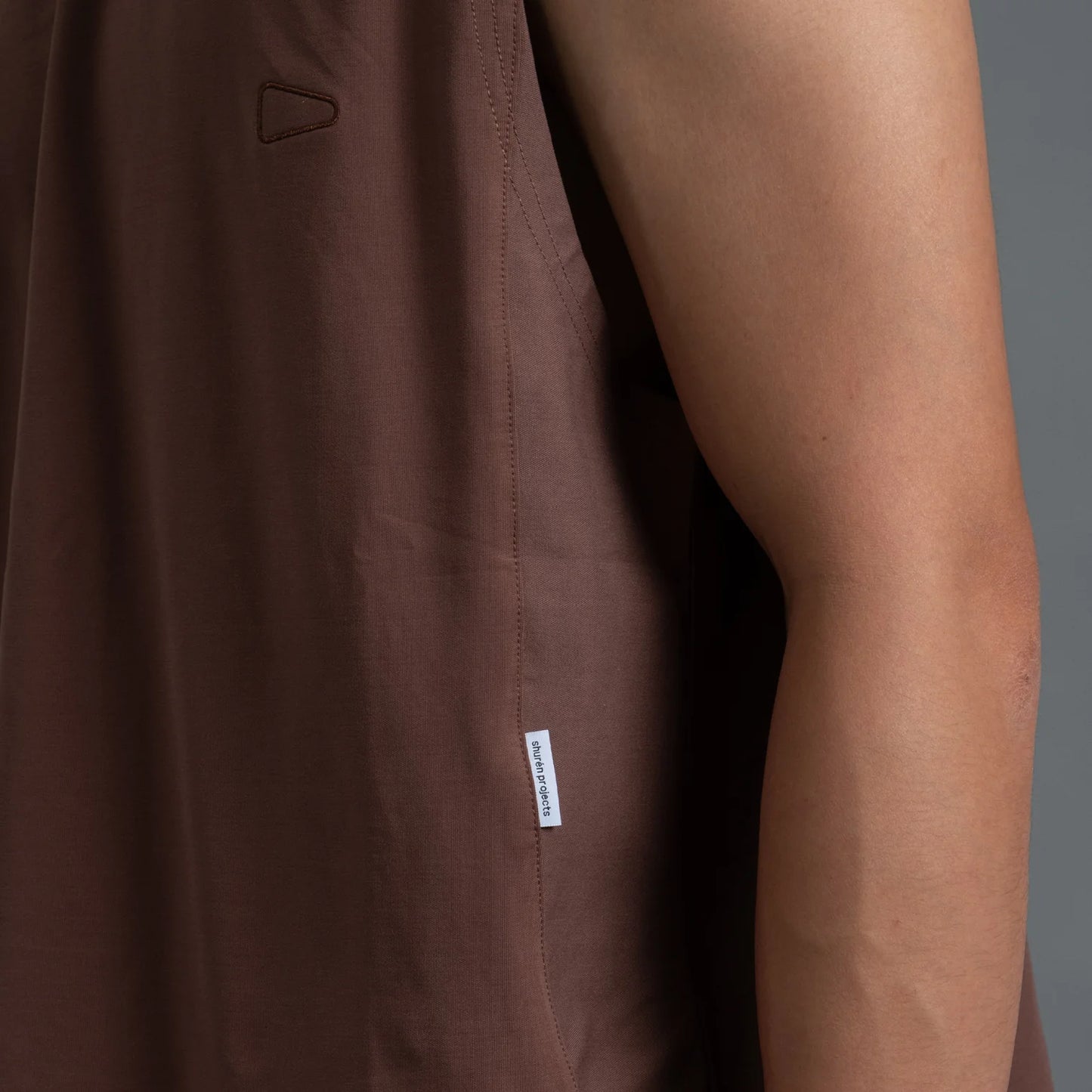 Sleeveless 2-Tone / Cotton – Maroon - BEV C multi label store