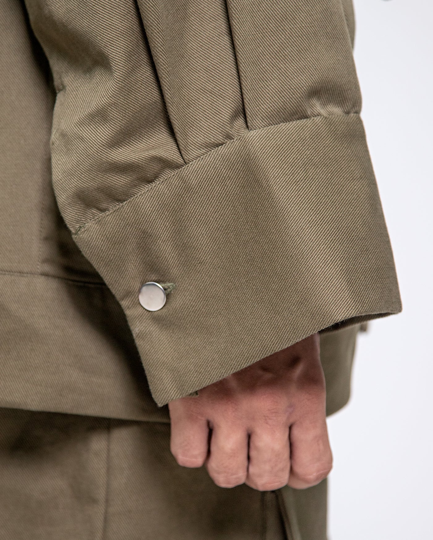 Askar Jacket - BEV C multi label store