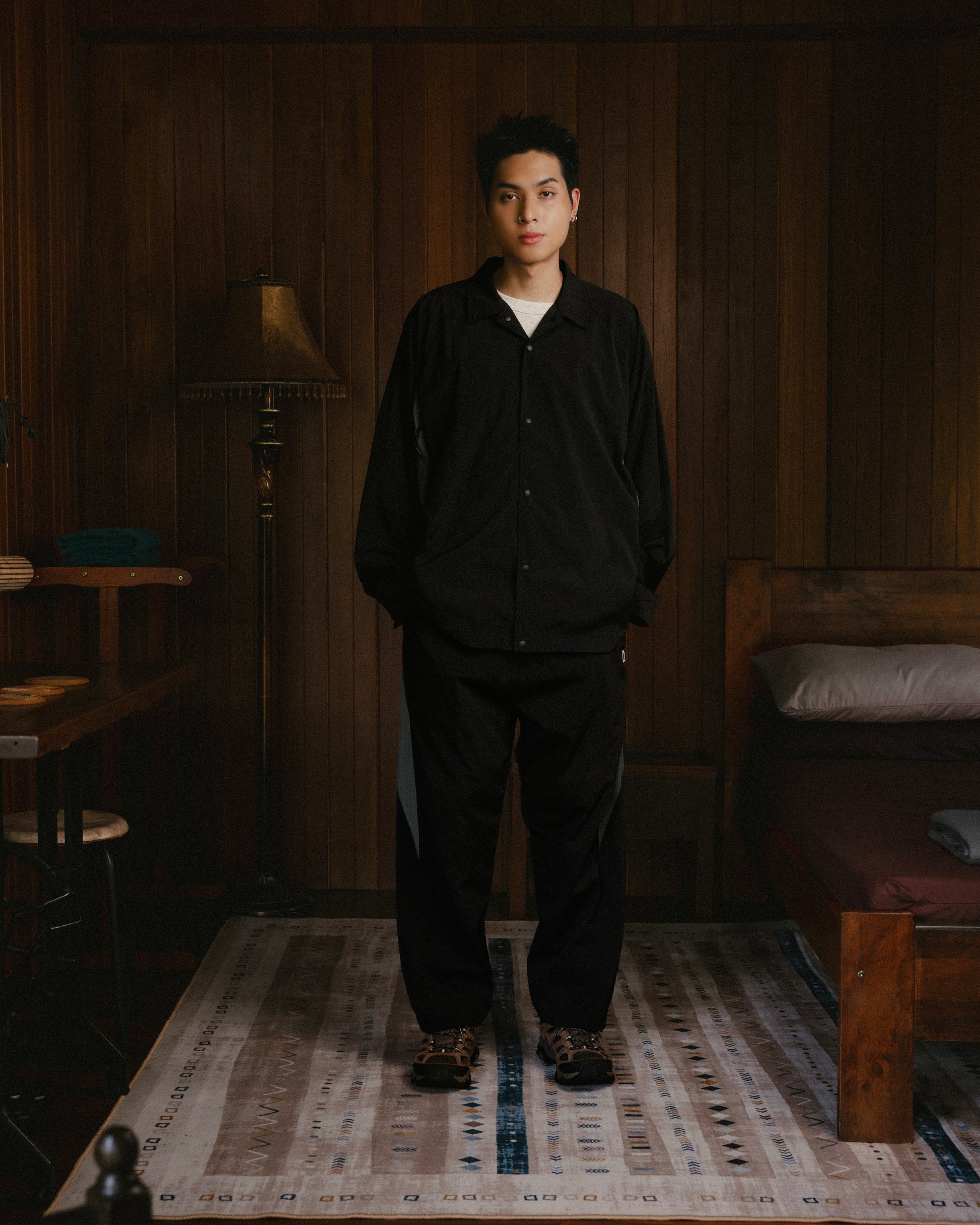 Explorer L/S Shirt V2 (Black) - BEV C multi label store