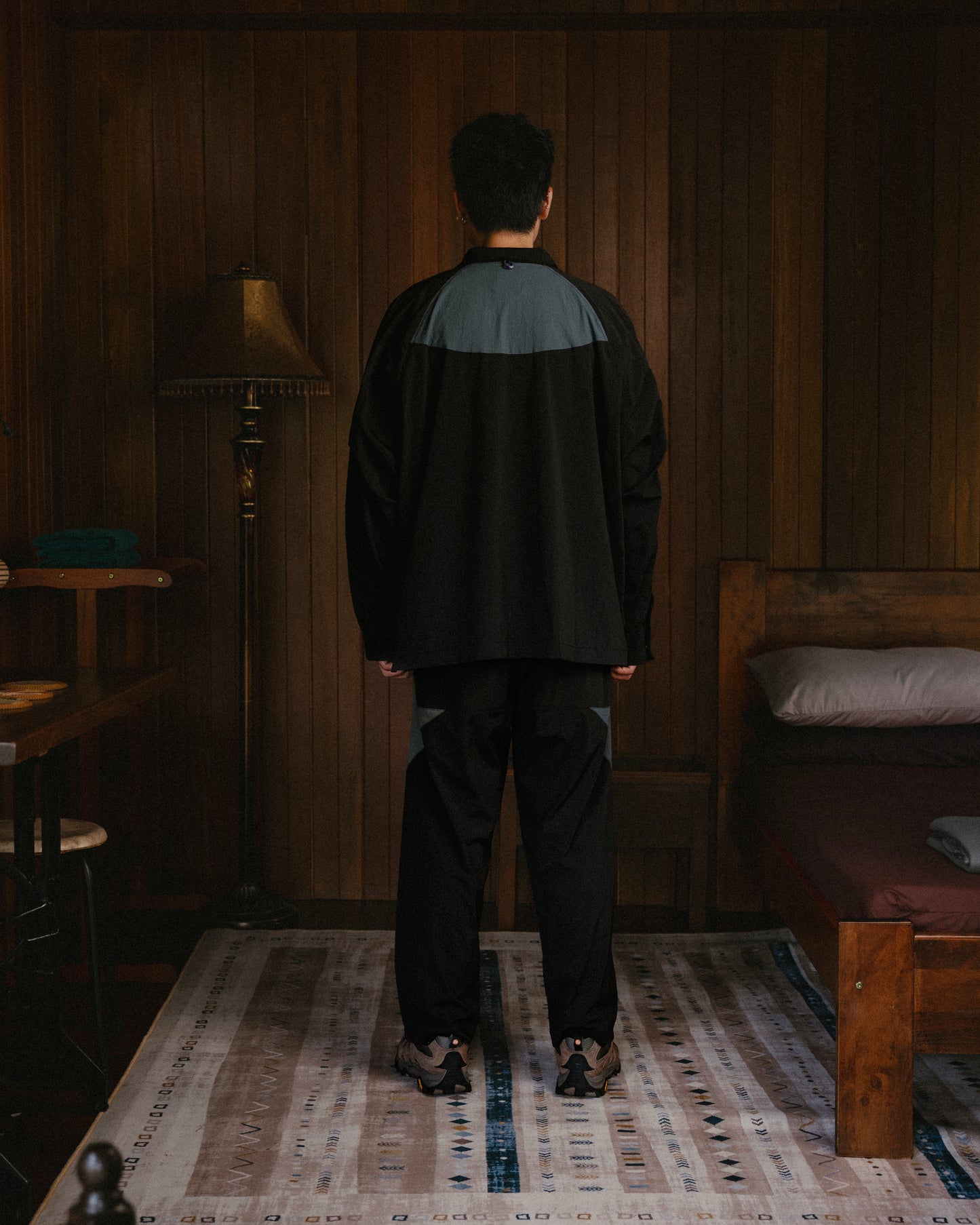 Explorer L/S Shirt V2 (Black) - BEV C multi label store