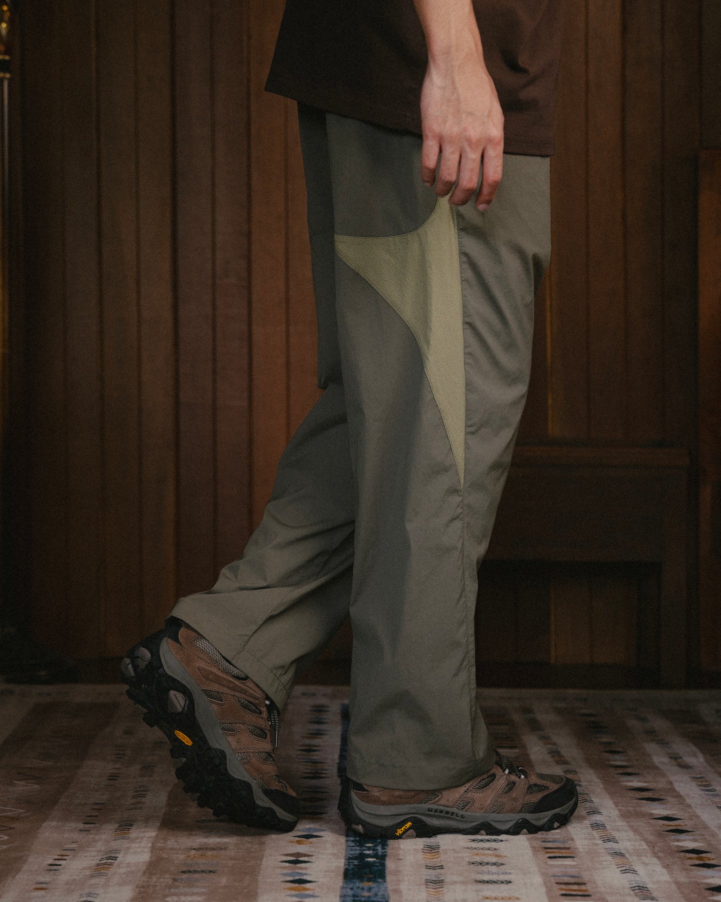 Wanderer Easy Pants V2 (Ash Brown) - BEV C multi label store