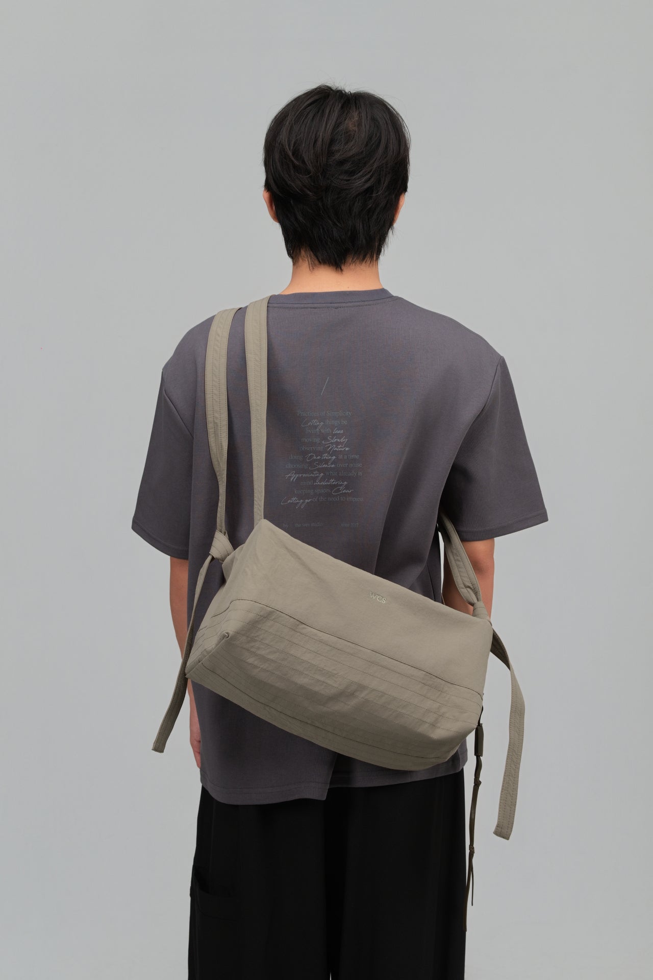 Medium Loaf Nylon Bag (Olive Grey) - BEV C multi label store