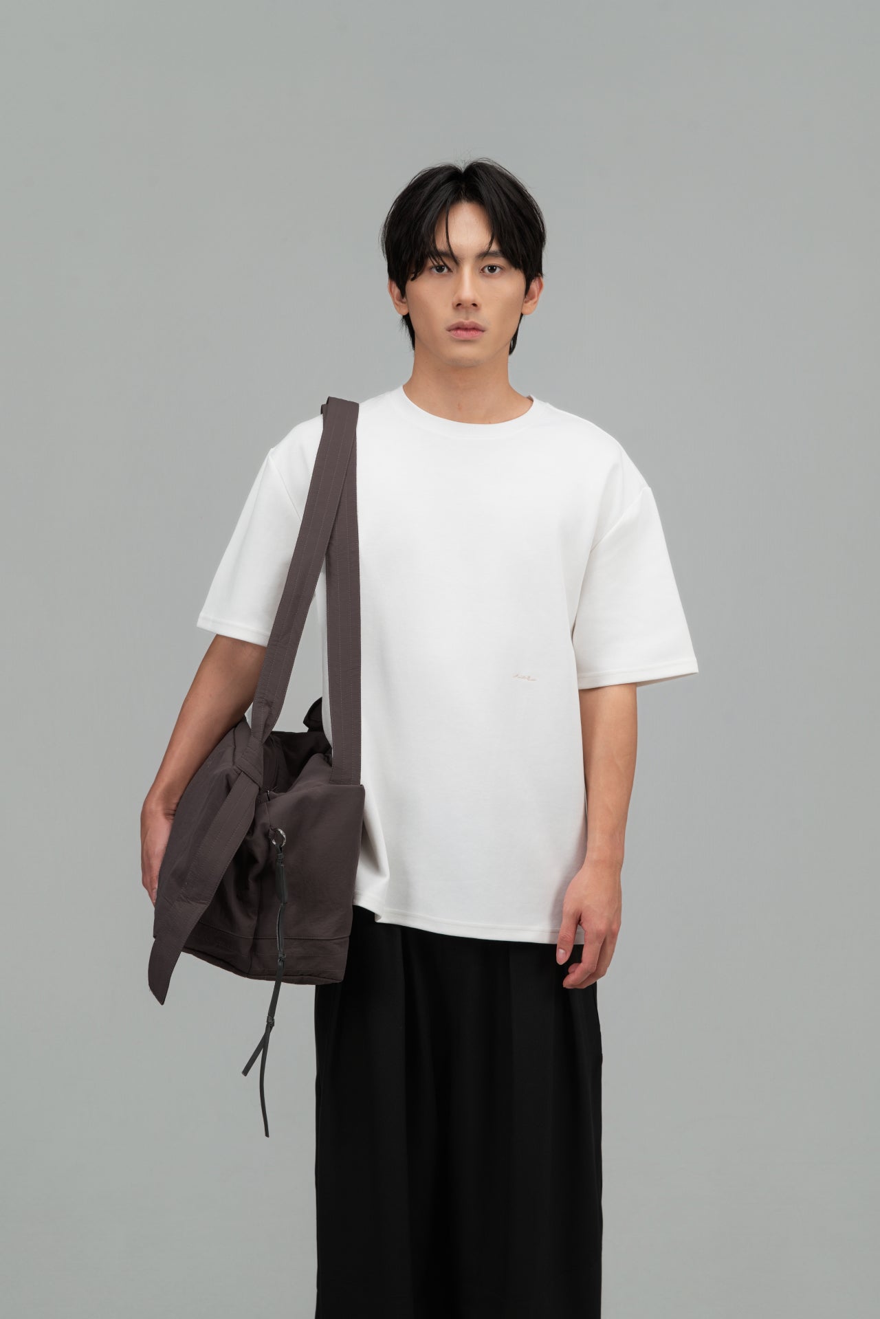 Large Loaf Nylon Bag (Black) - BEV C multi label store