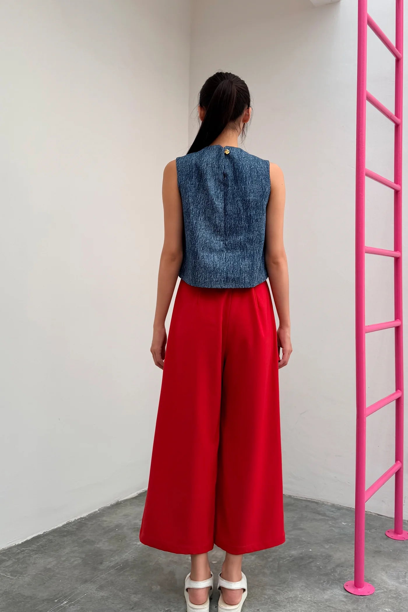 LUNAR 2026 LP02B || KINDLE TROUSERS - BEV C multi label store