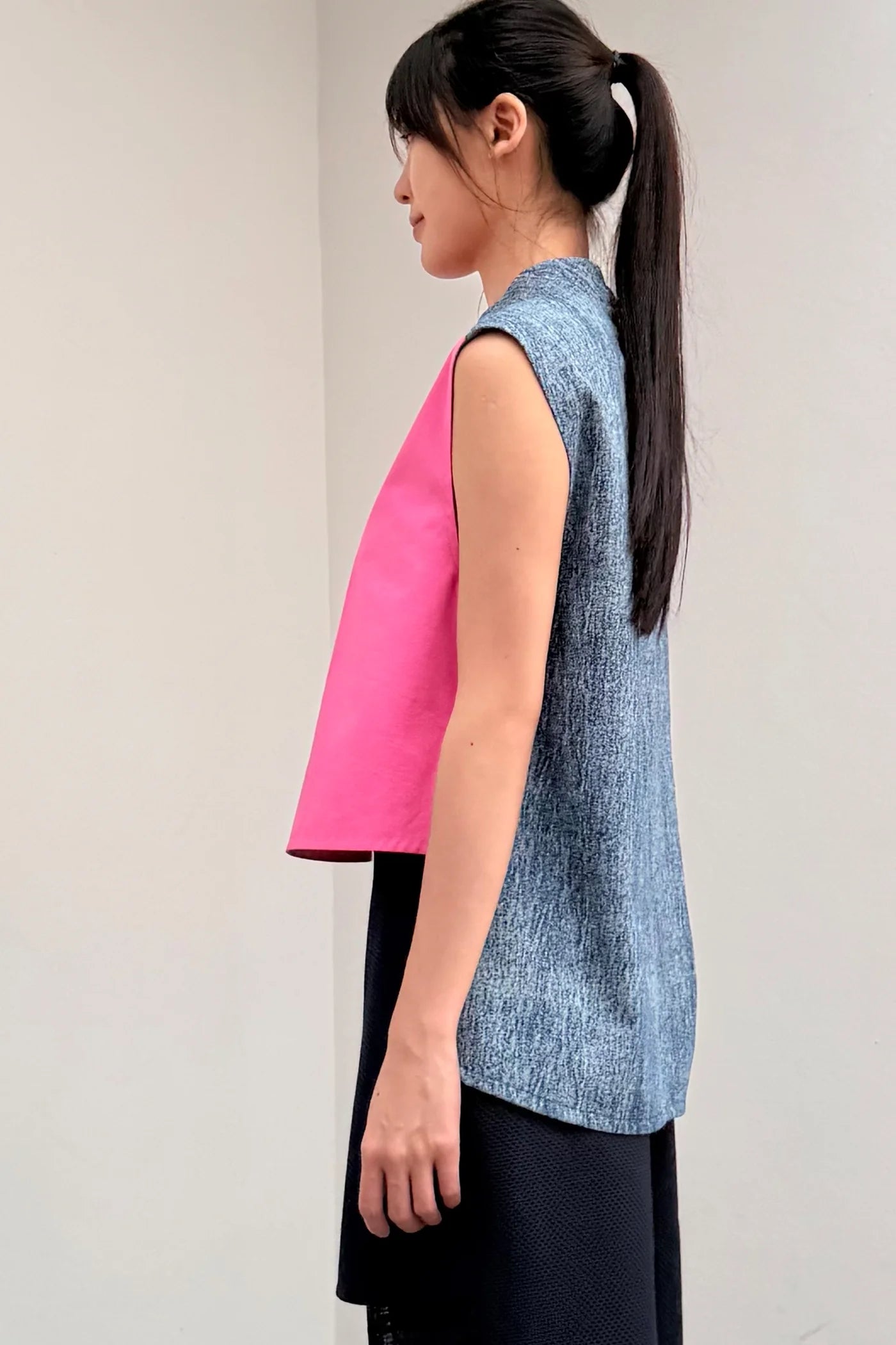 LUNAR 2026 TT02A || SUNDAE OVERSIZED TOP - BEV C multi label store